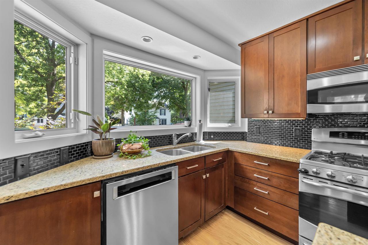 906 Swarthmore Court