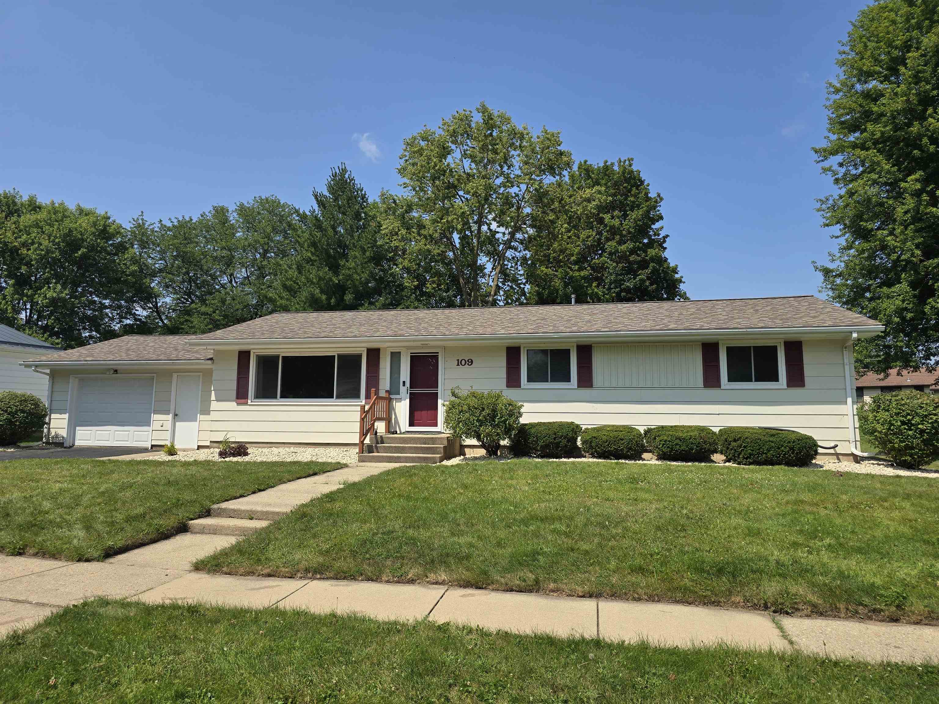109 8th Street