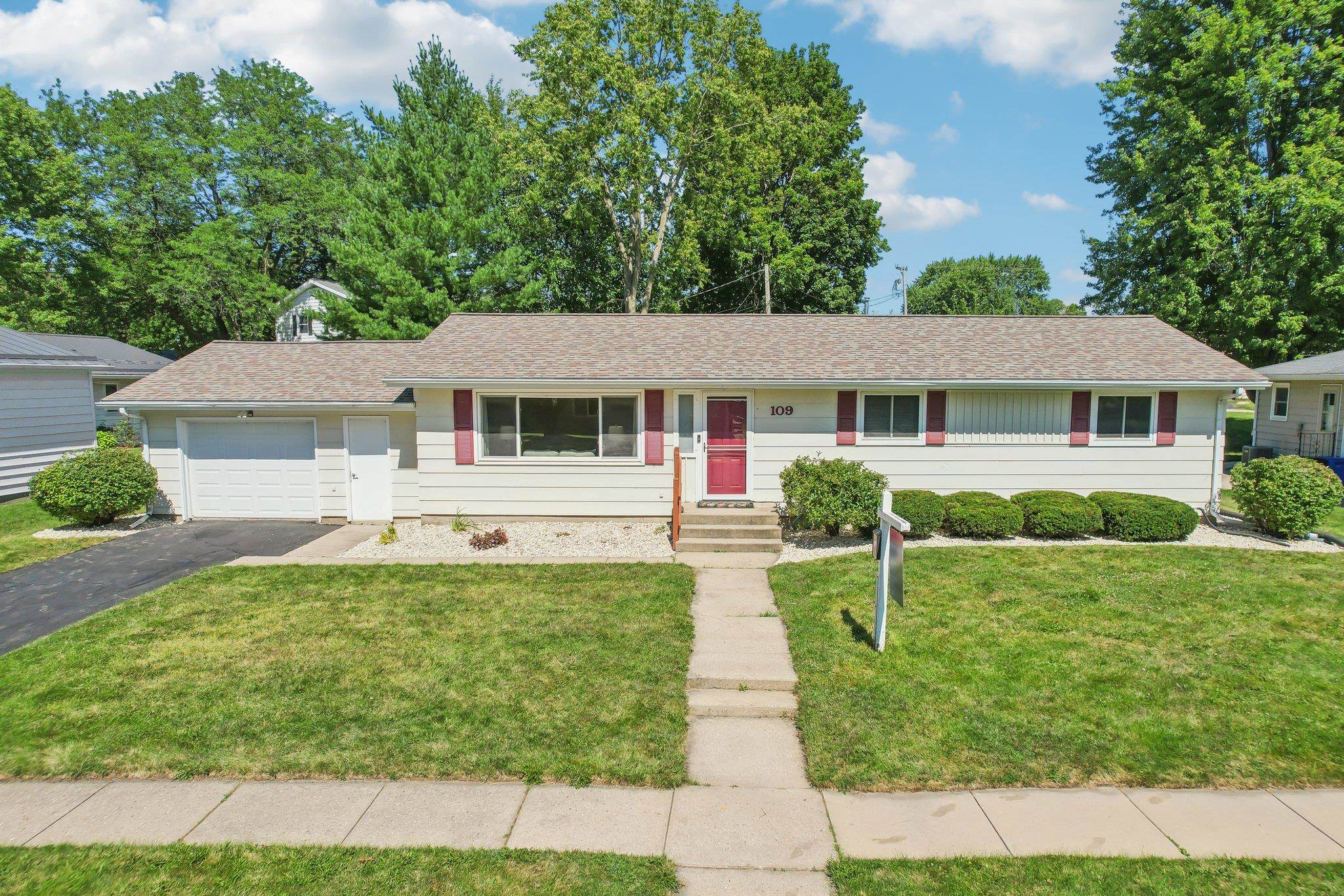 109 8th Street