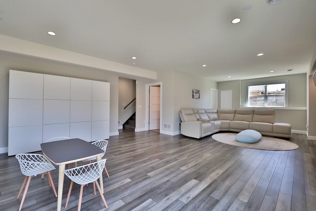 512 Burnt Sienna Drive