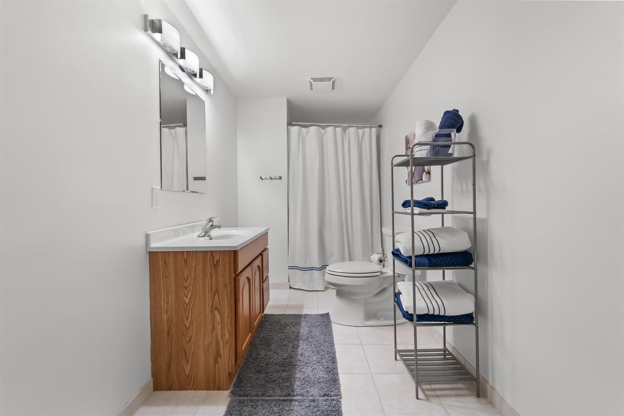 5010 Wentworth Circle