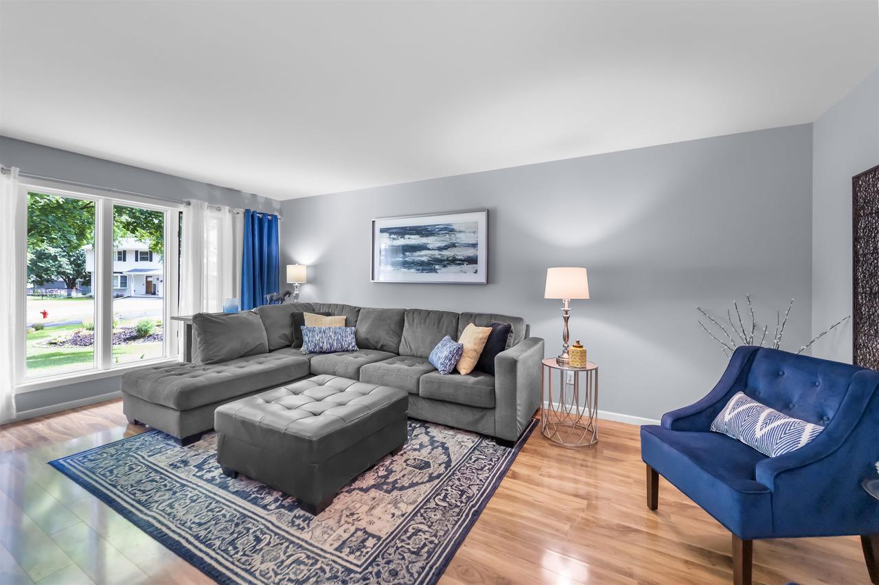 5010 Wentworth Circle