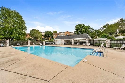 1 Golf Course Road G