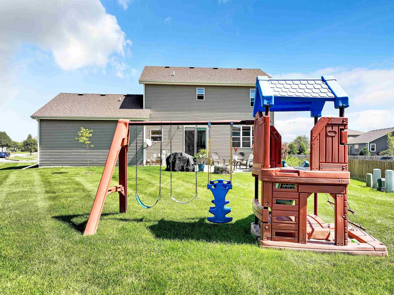 380 White Tail Drive