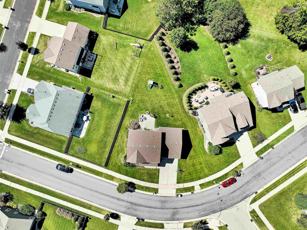 380 White Tail Drive