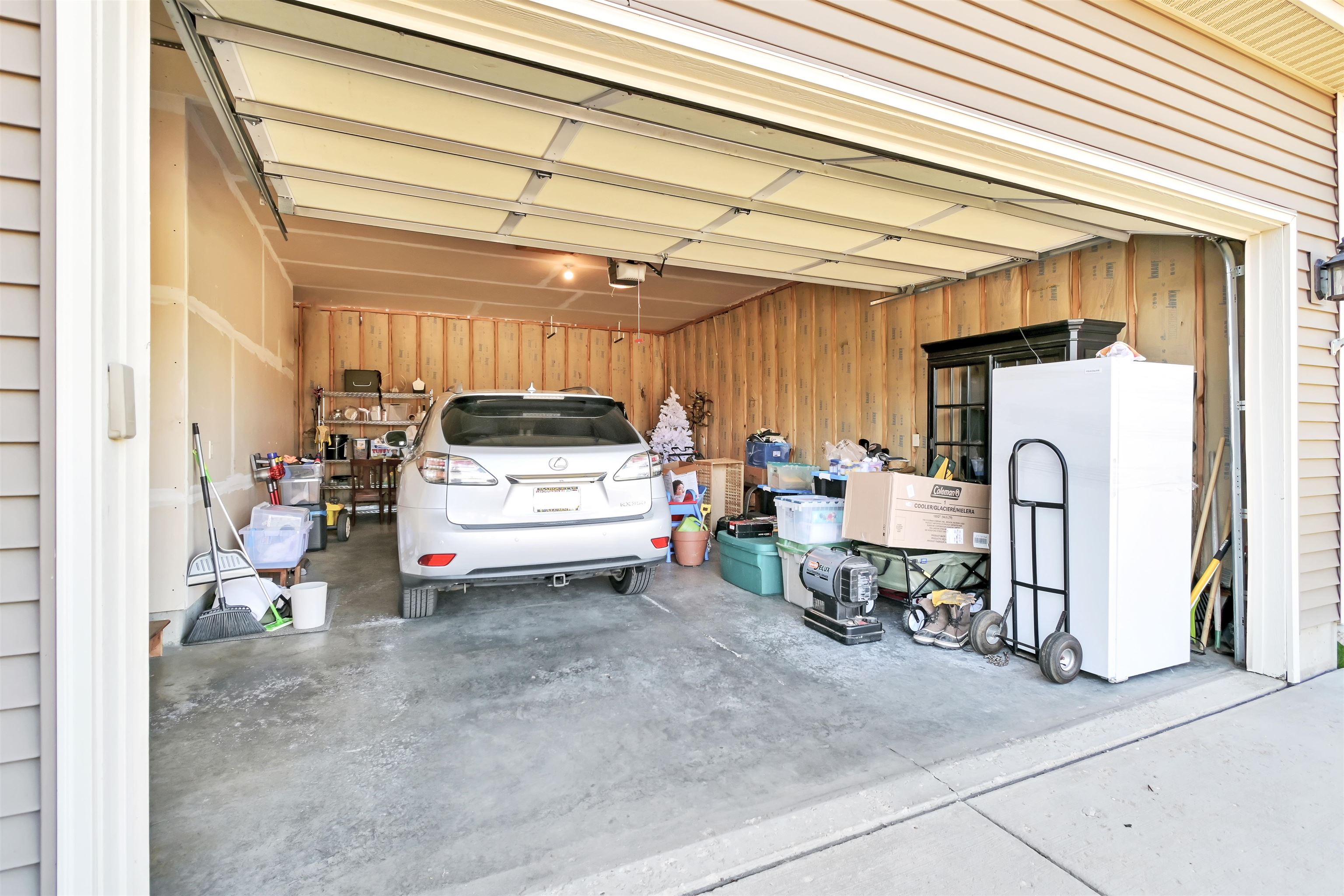 380 White Tail Drive