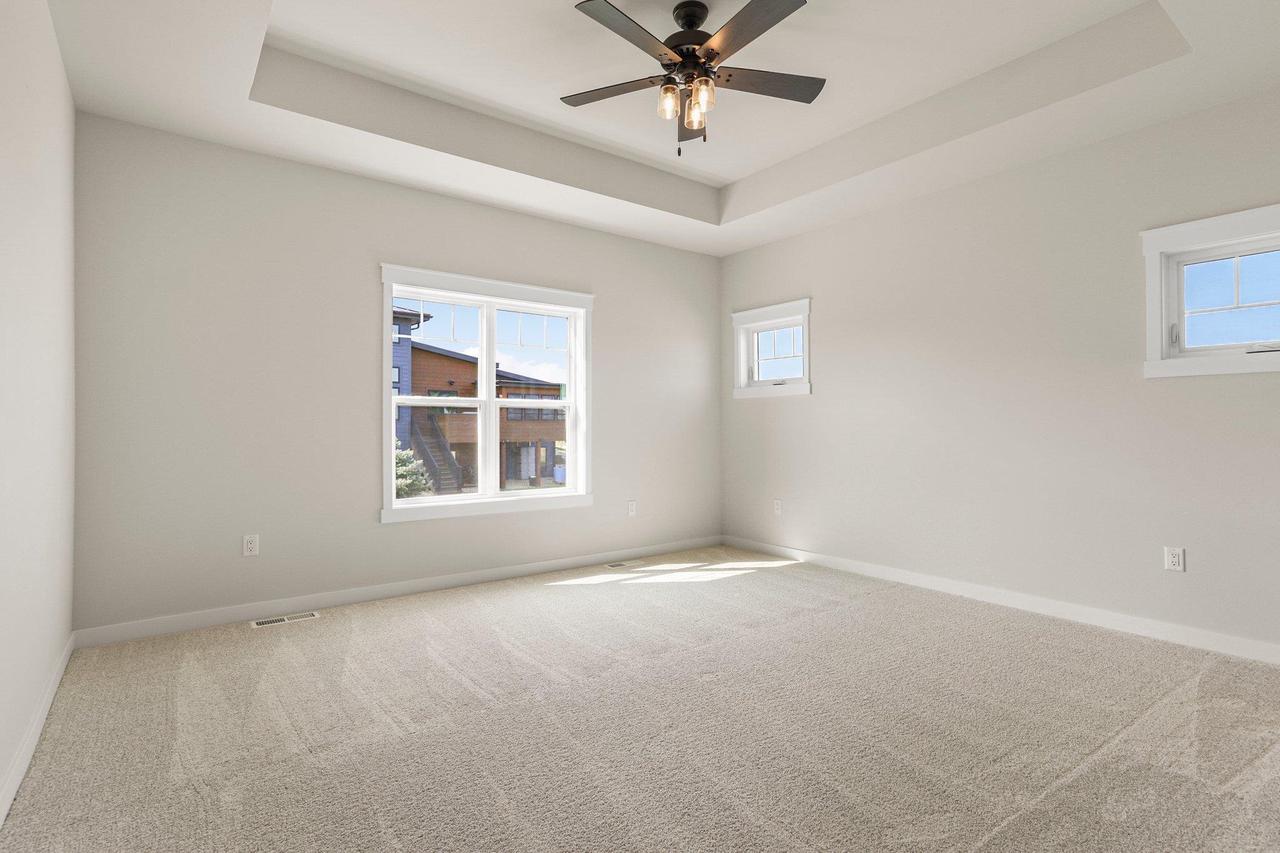 6257 Ronald Reagan Drive