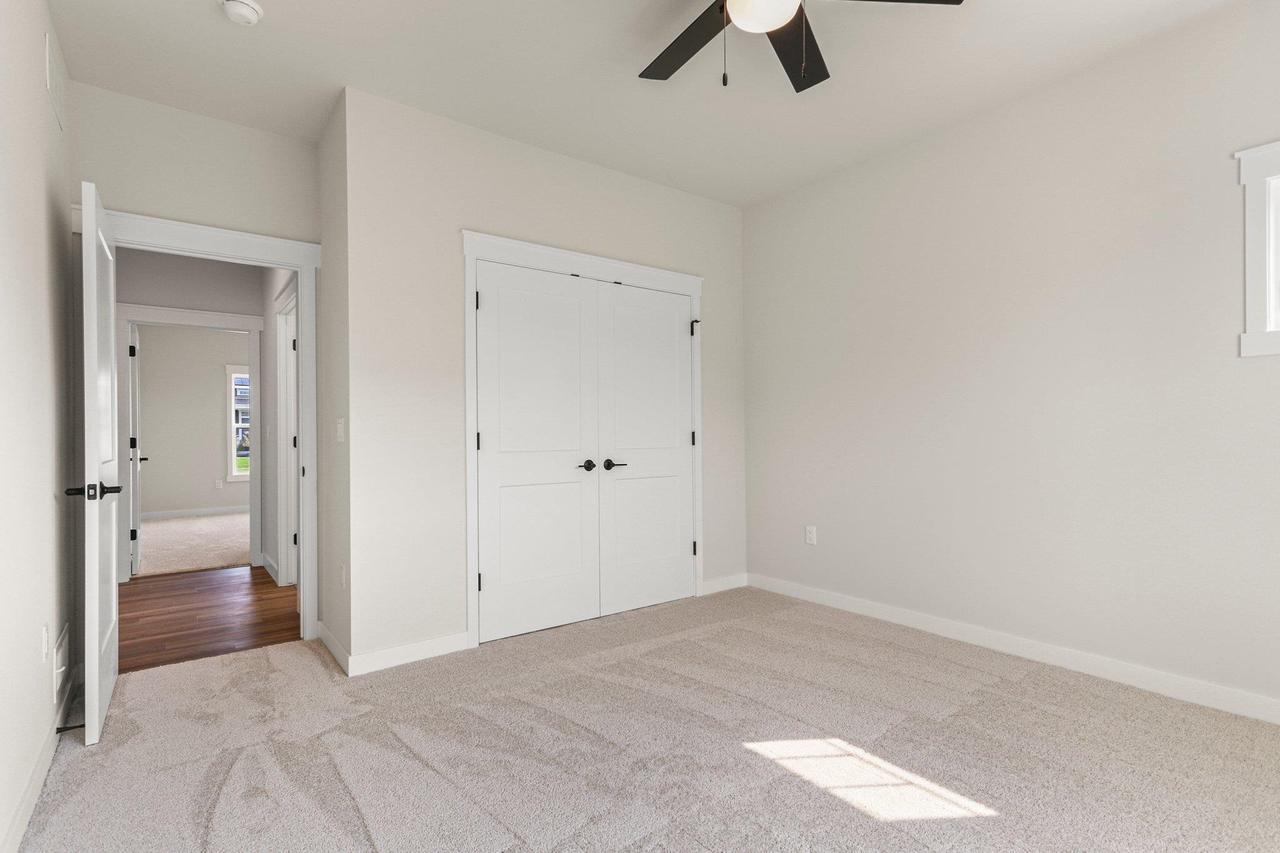 6257 Ronald Reagan Drive