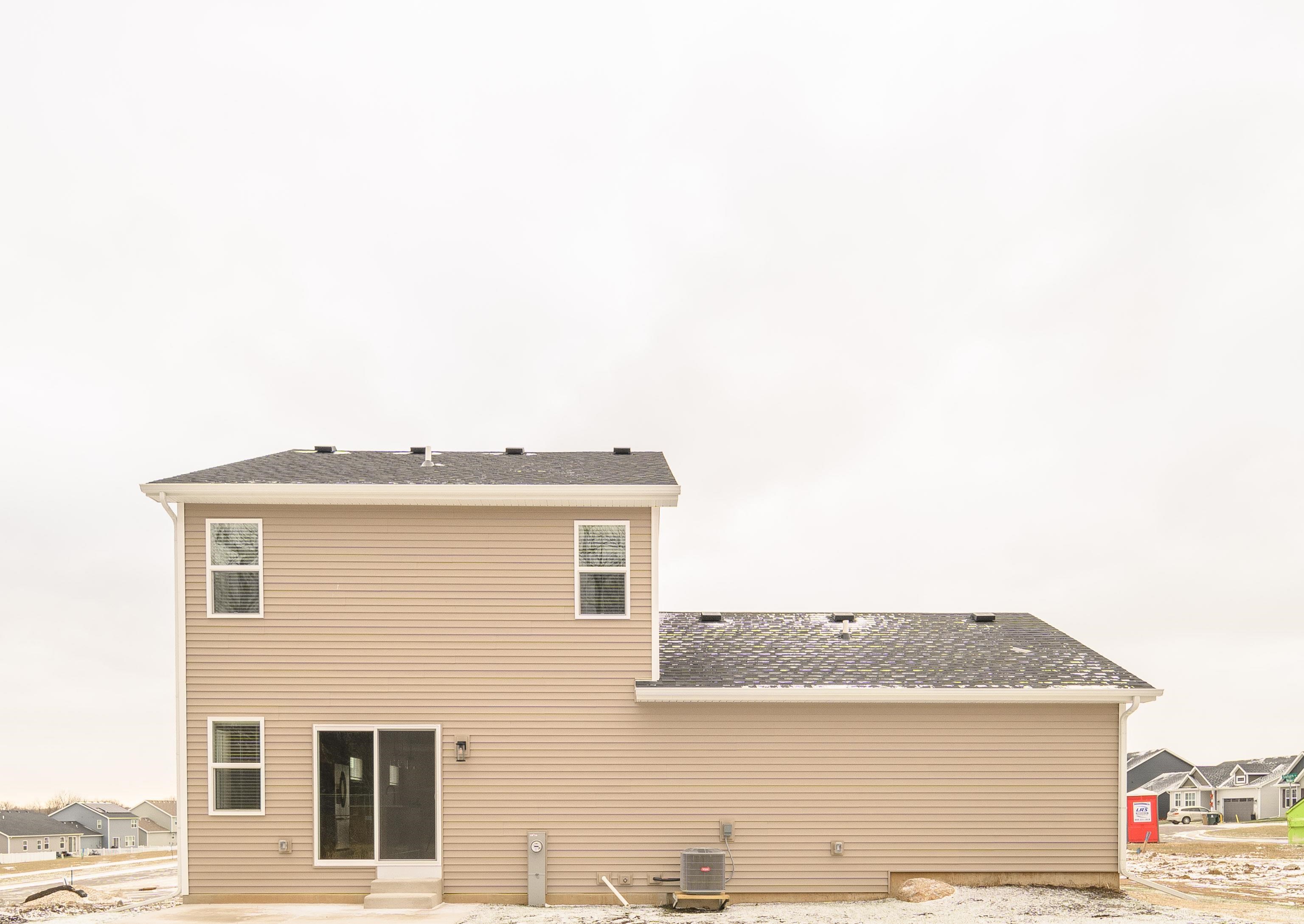 5914 Saturn Drive