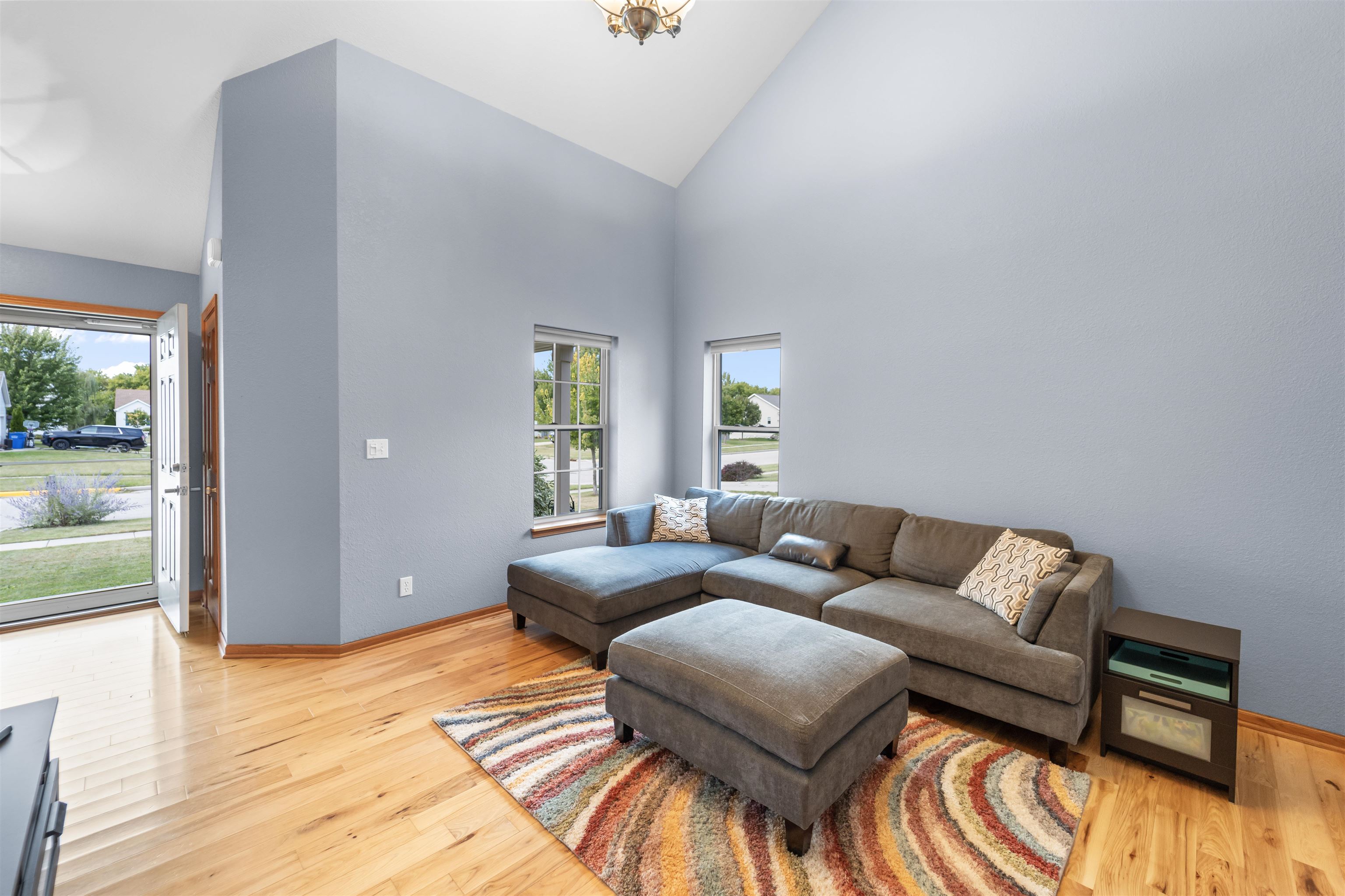 350 Highview Lane