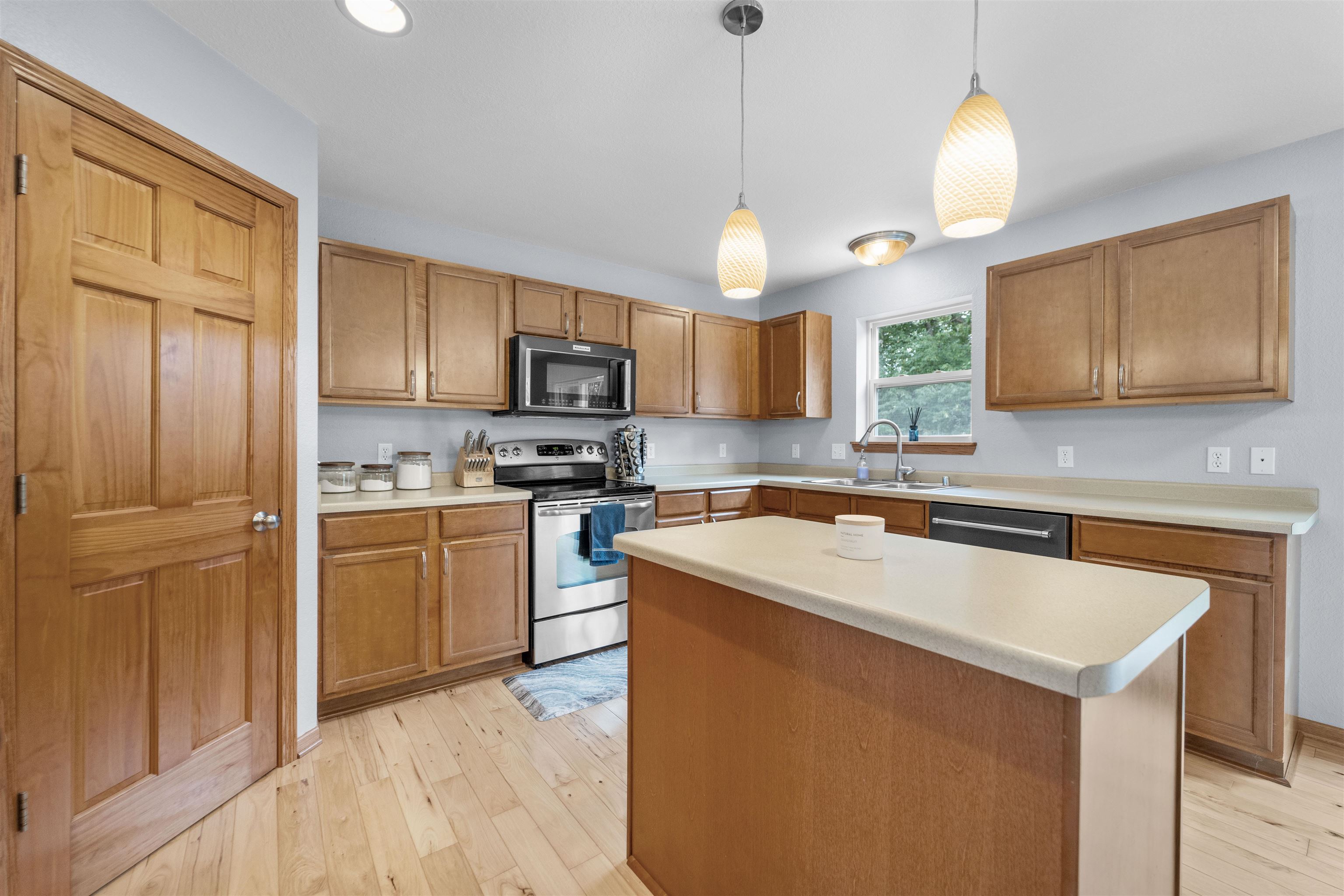 350 Highview Lane
