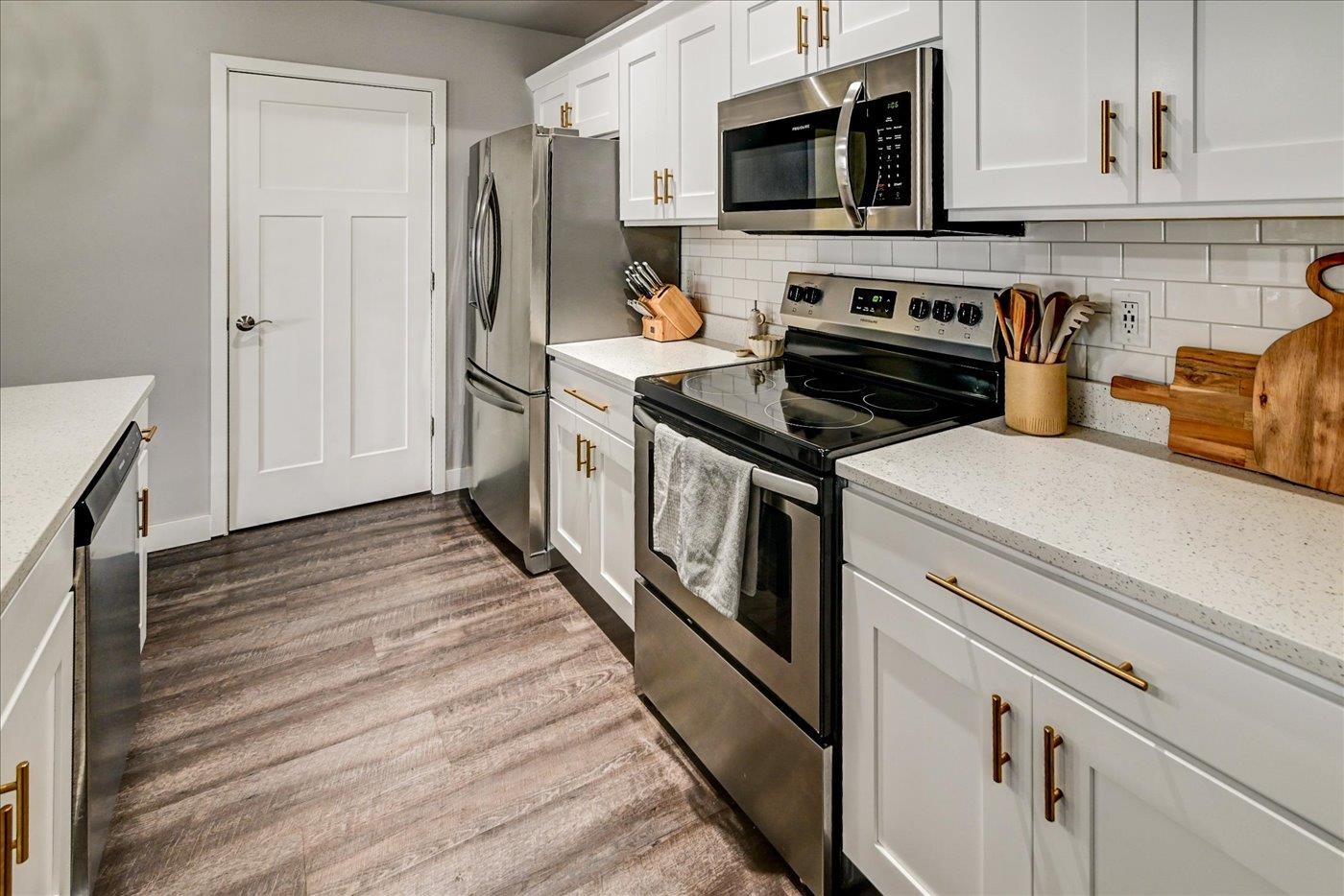 1325 Bunker Hill Drive Unit: 3103