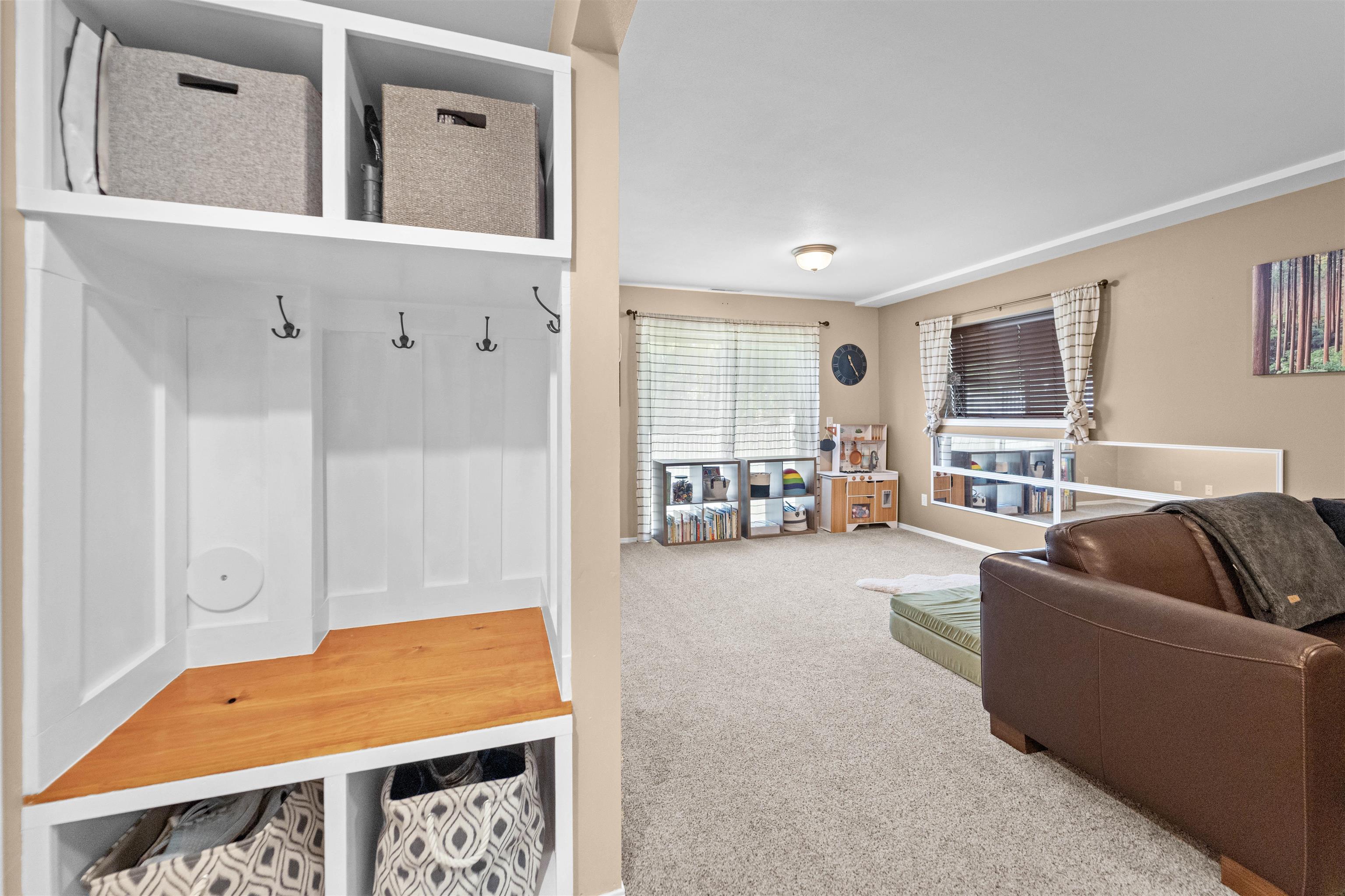 120 Stonefield Circle