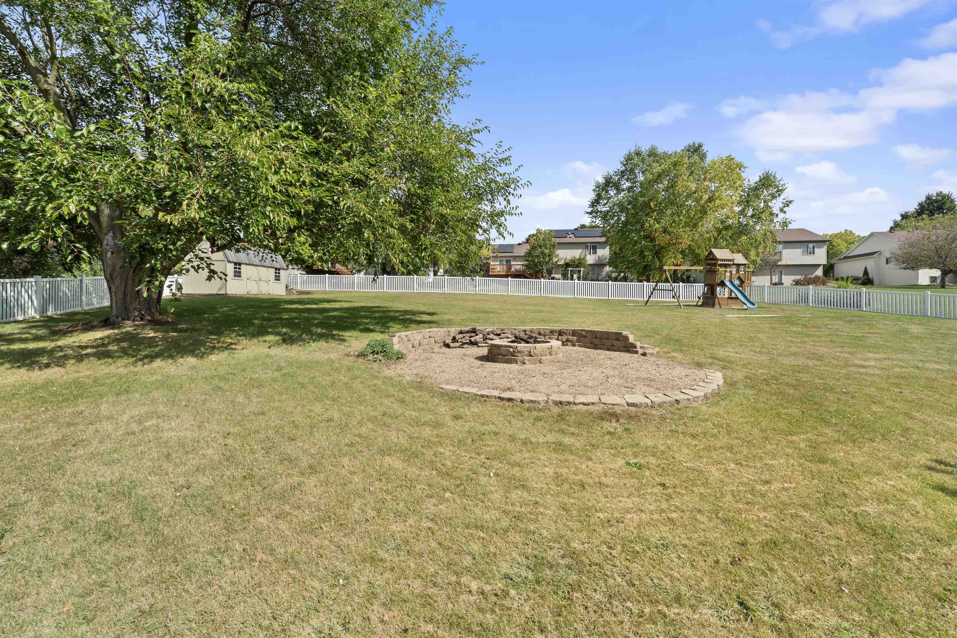 120 Stonefield Circle