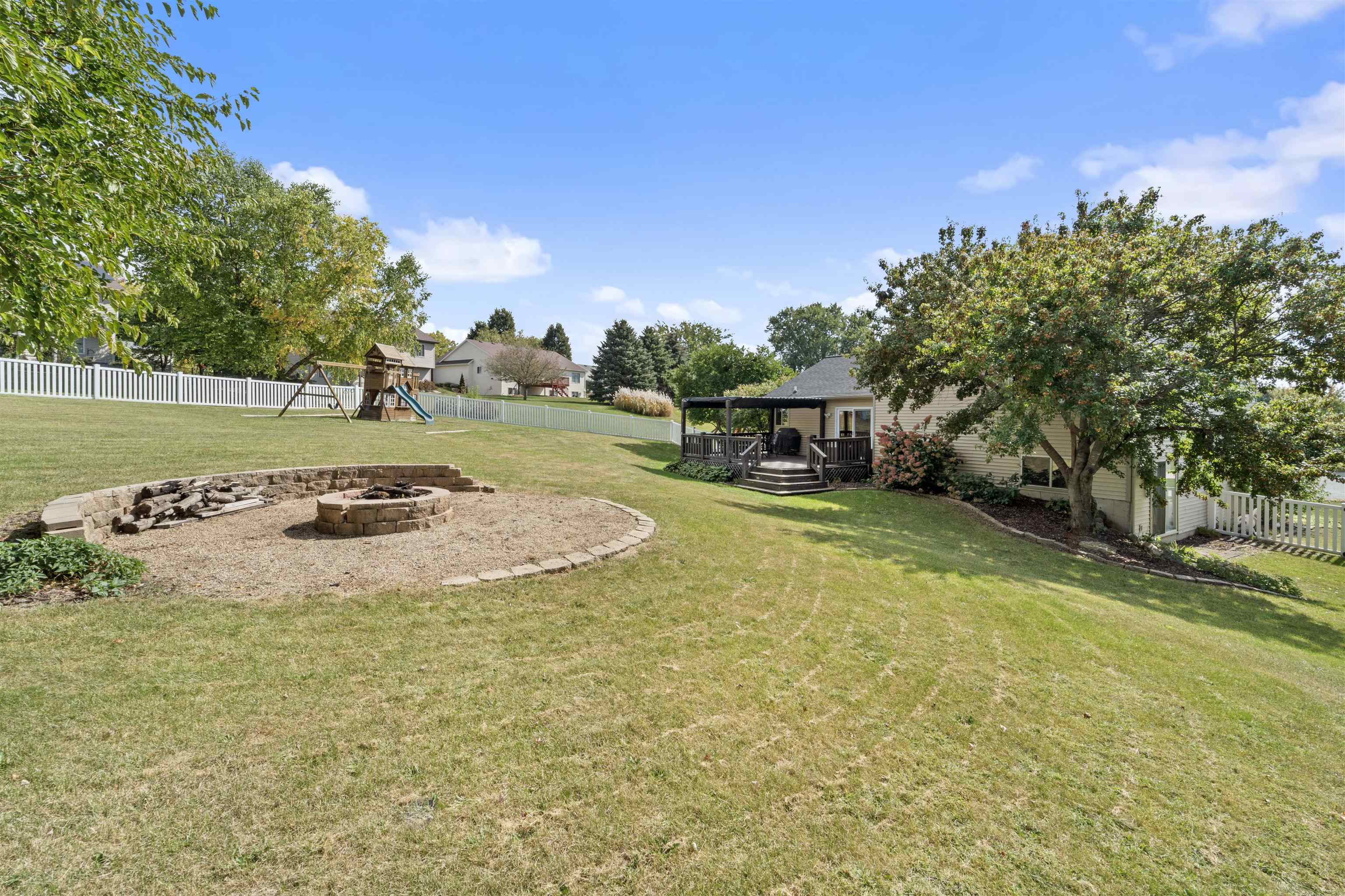 120 Stonefield Circle