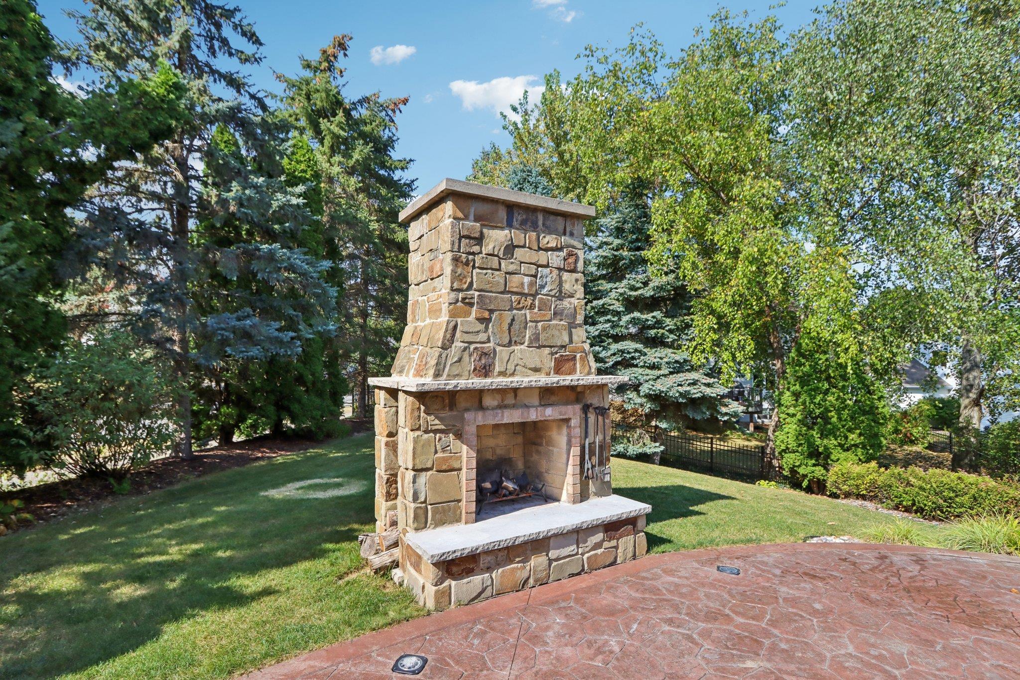 7334 Countrywood Lane