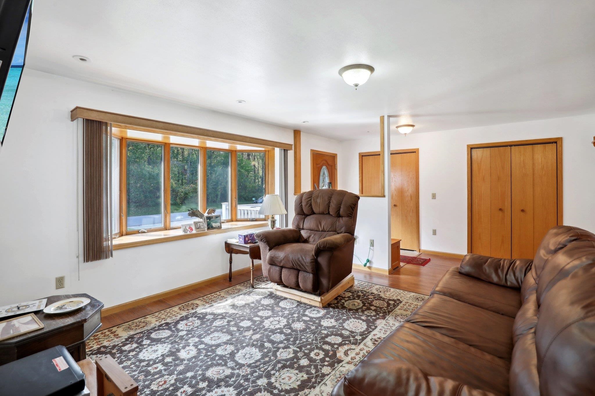 3854 Deerfield Road