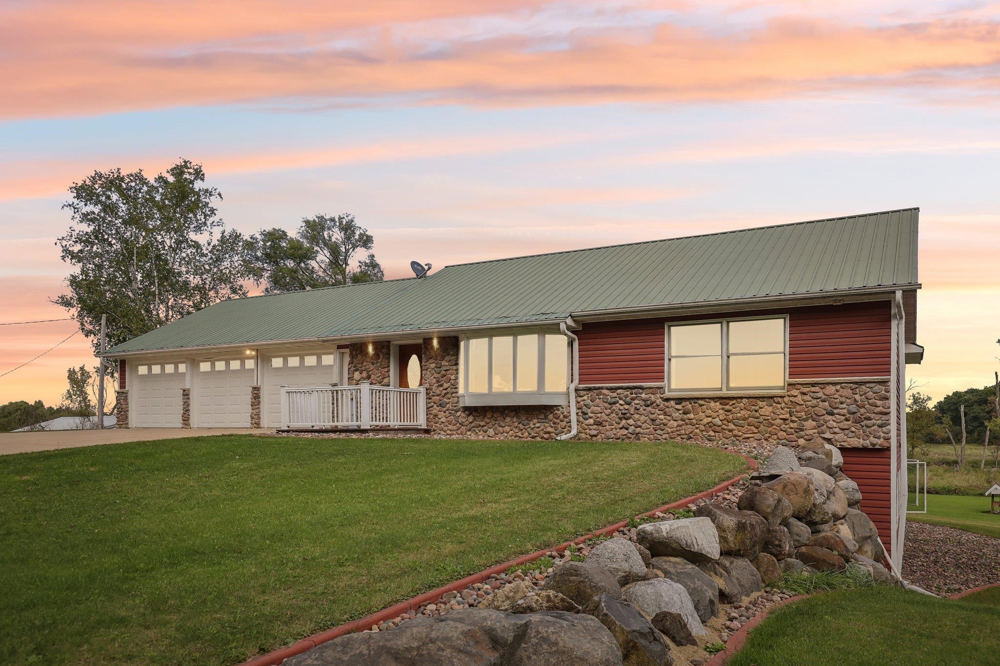 3854 Deerfield Road