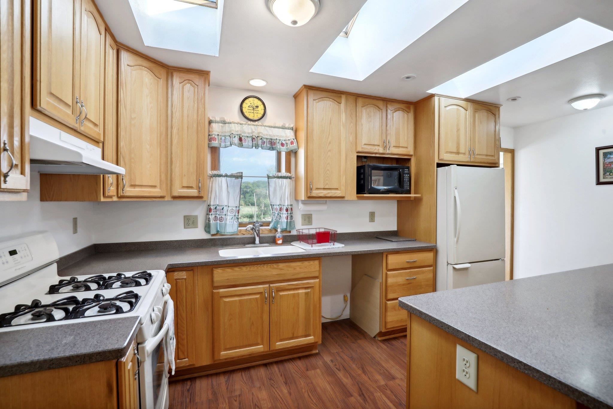 3854 Deerfield Road