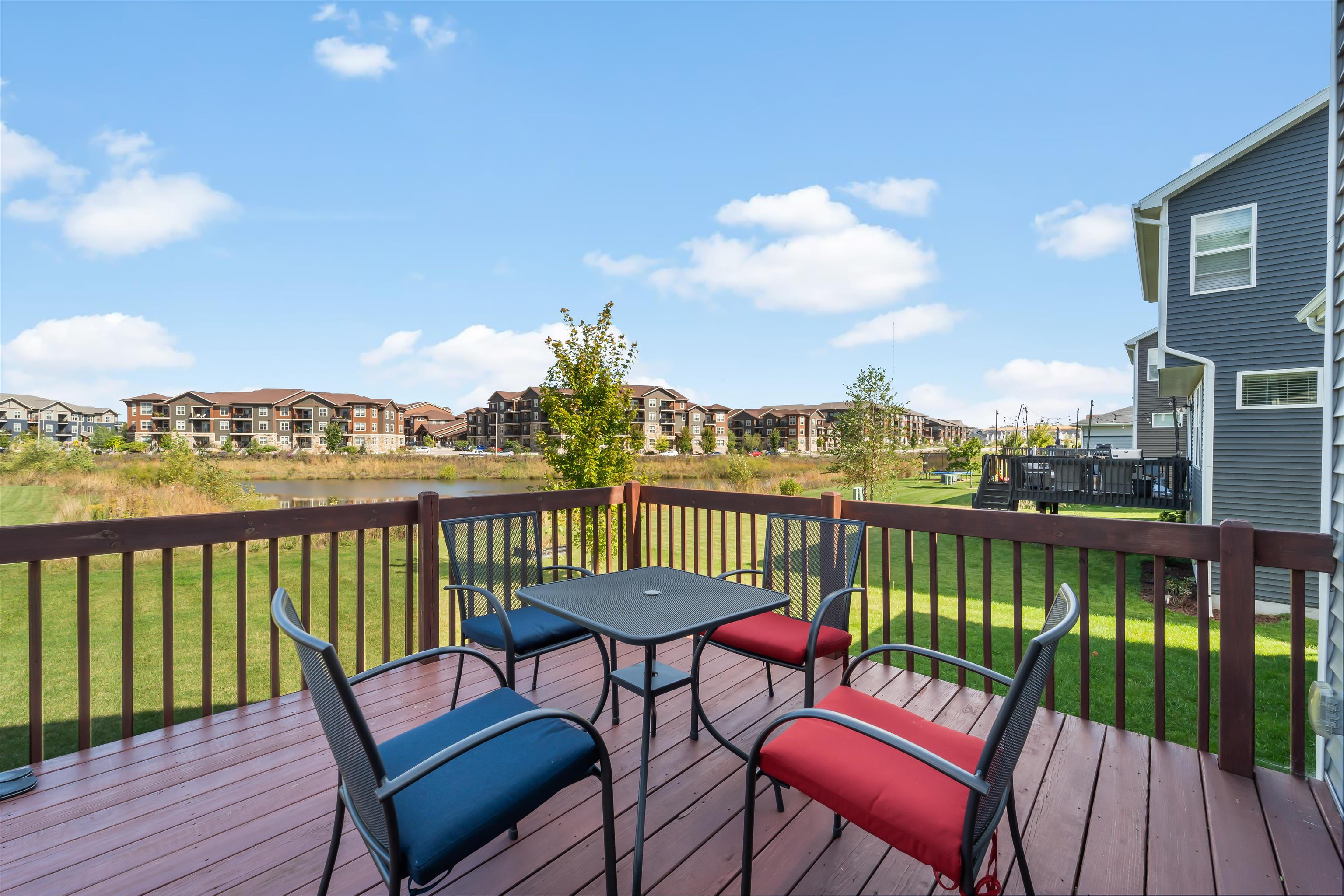 9634 Sweet Autumn Drive