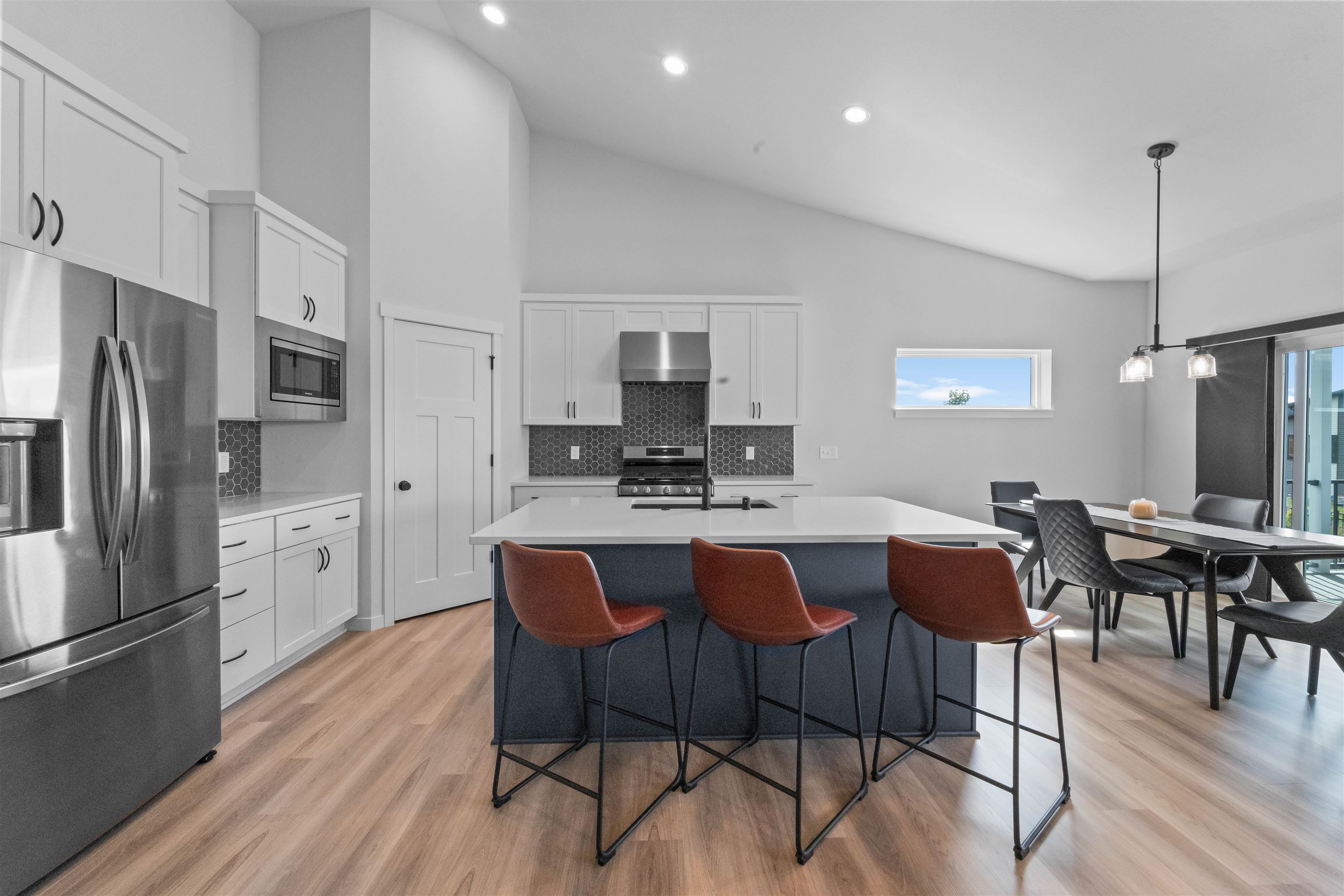 6659 Grouse Woods Road