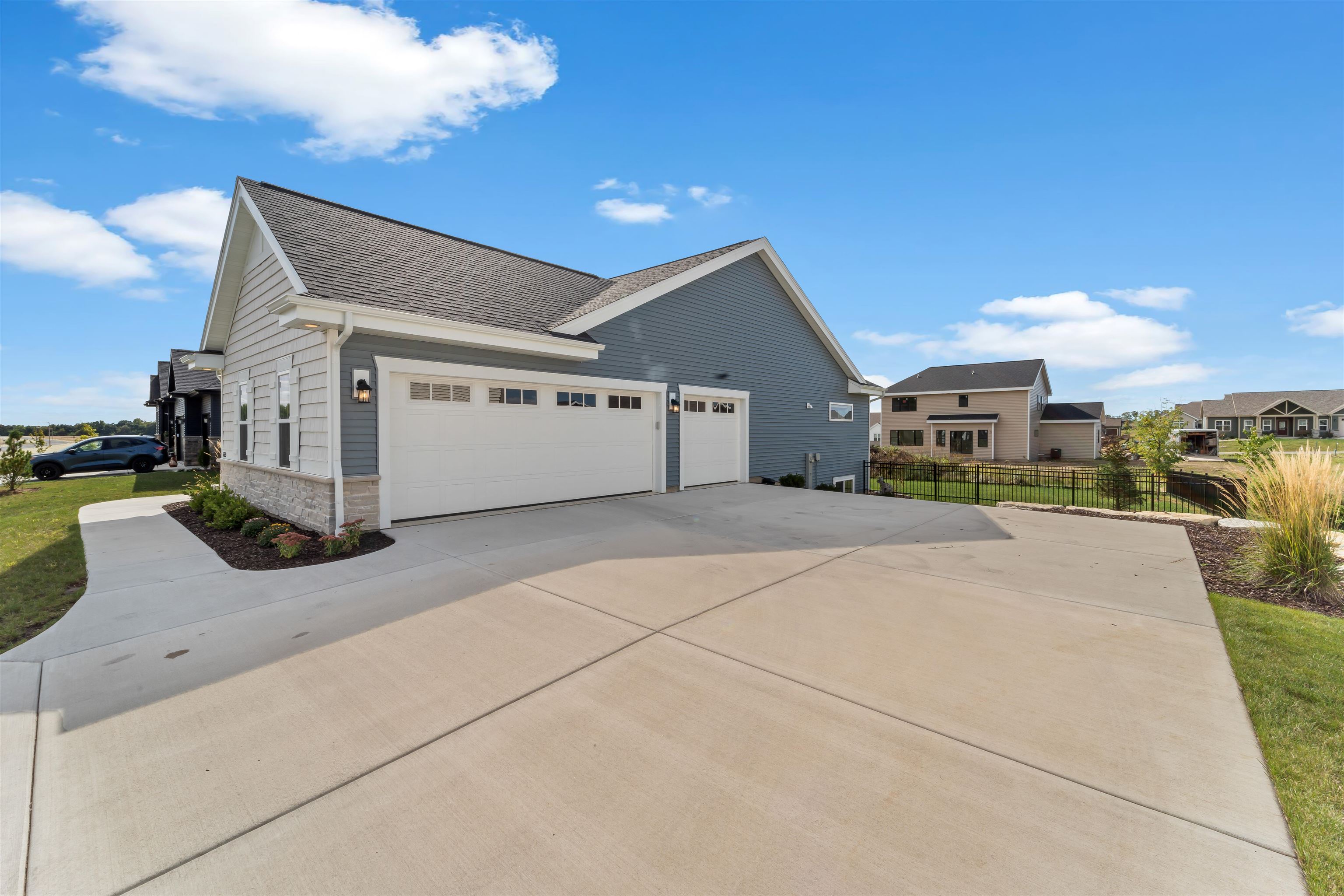 6659 Grouse Woods Road