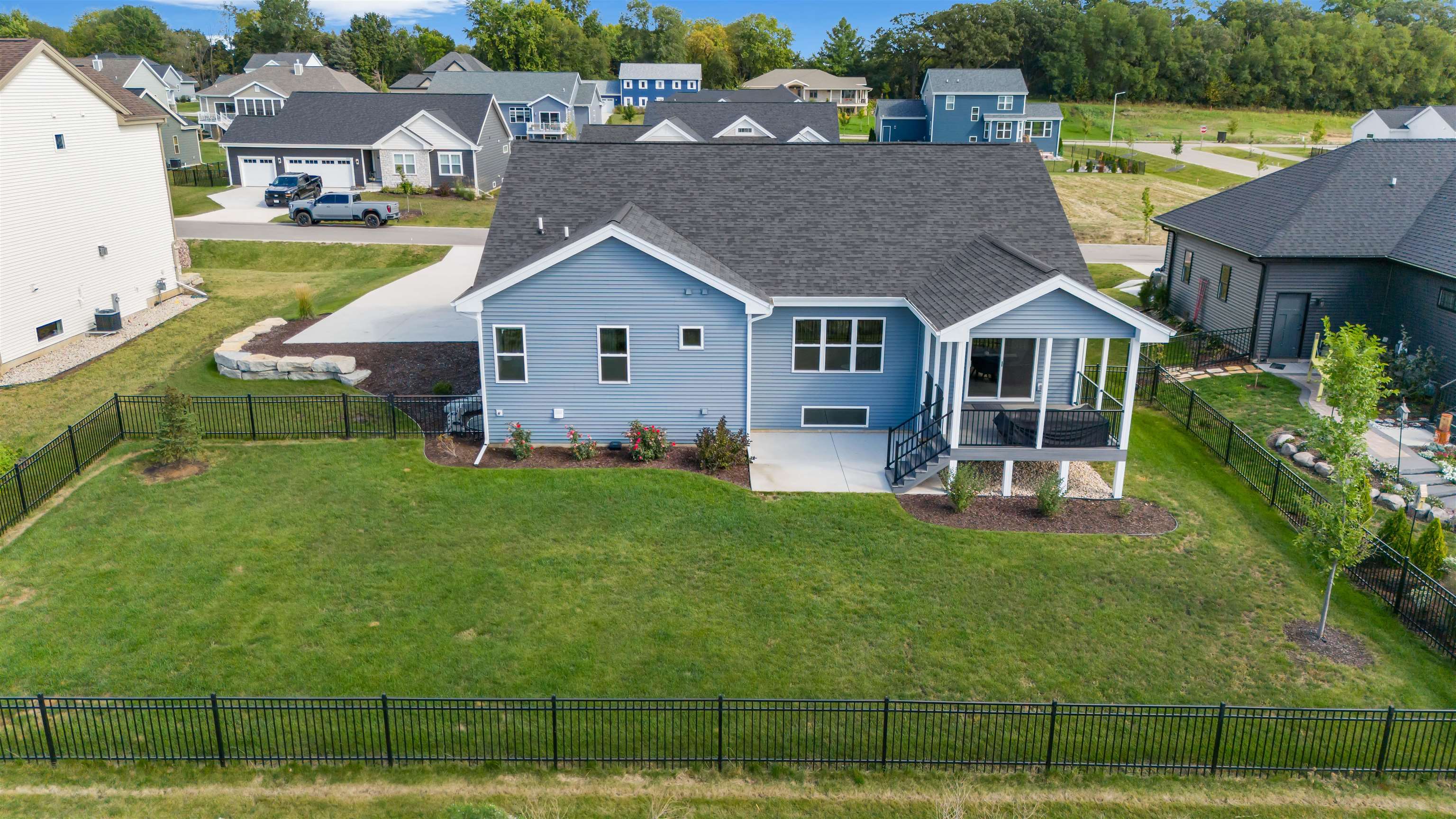 6659 Grouse Woods Road