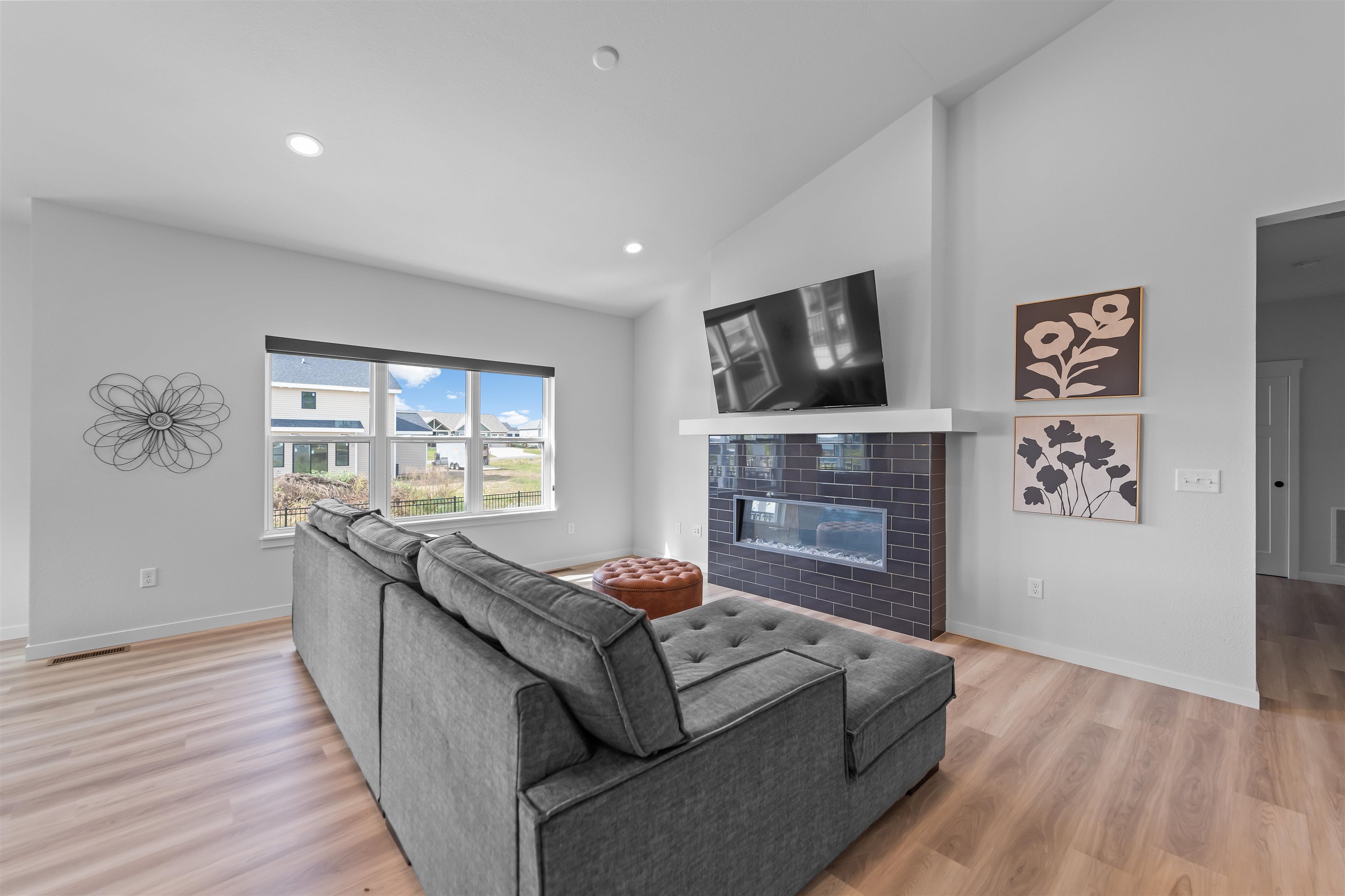 6659 Grouse Woods Road