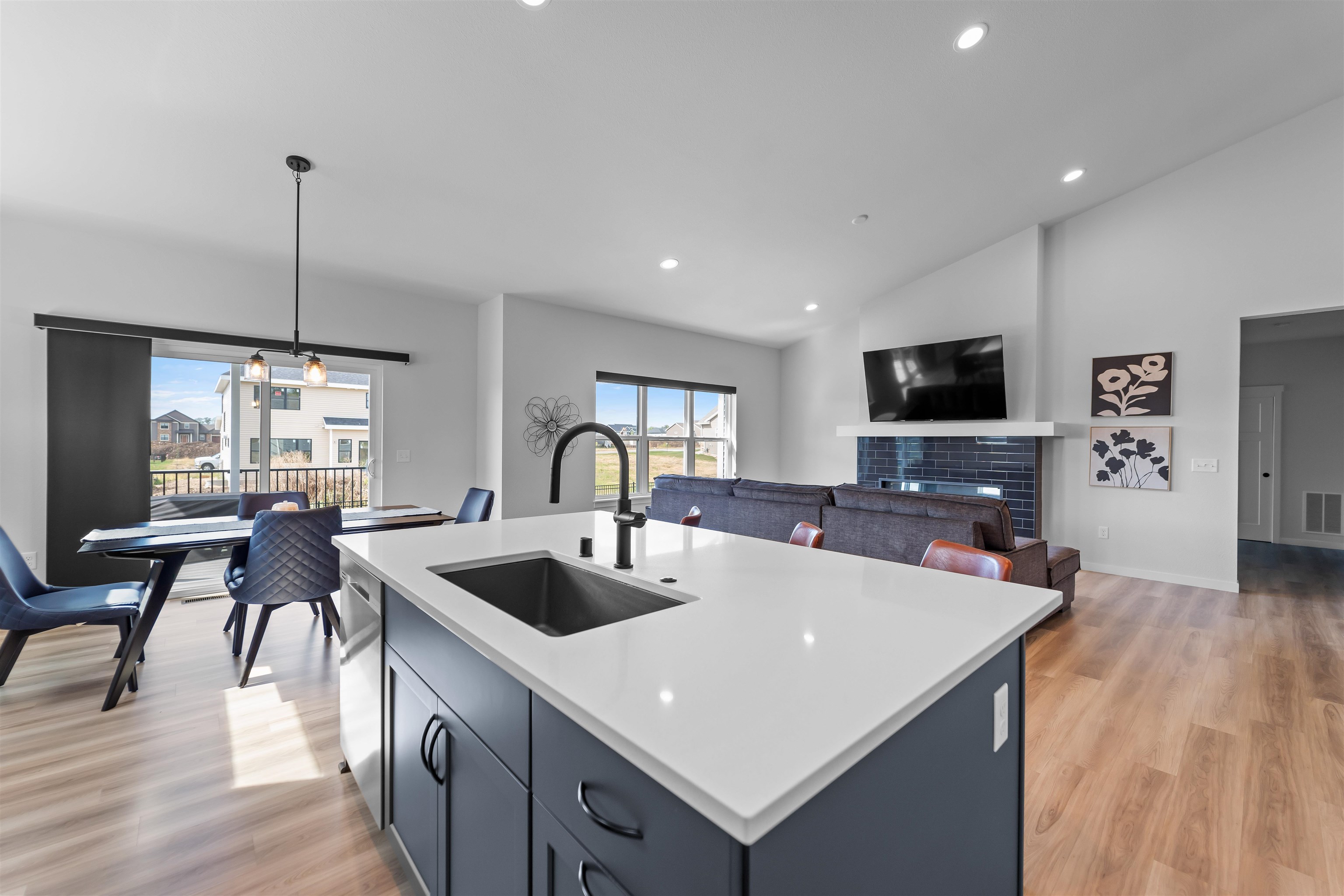 6659 Grouse Woods Road