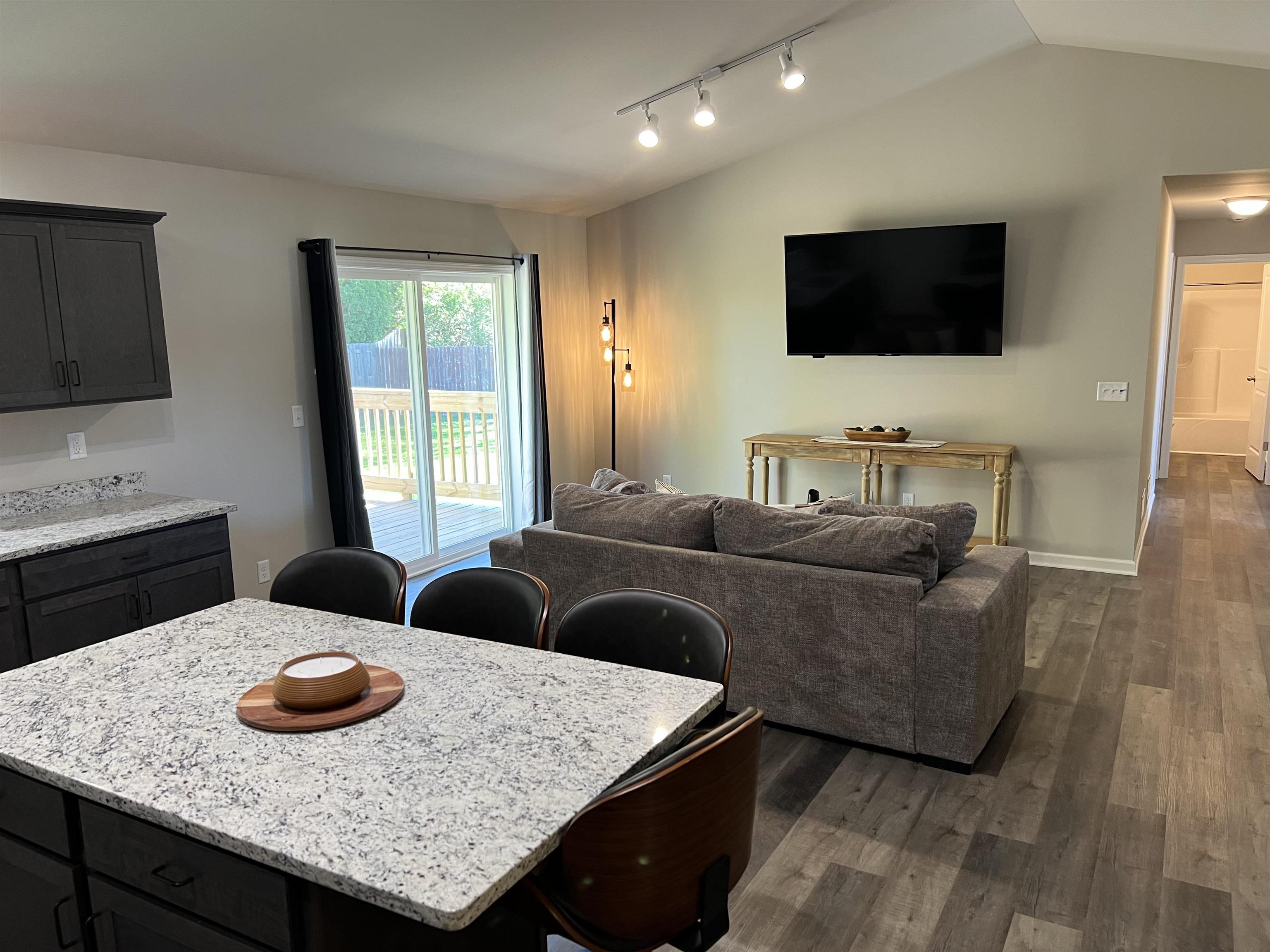 1615 Creston Park Drive