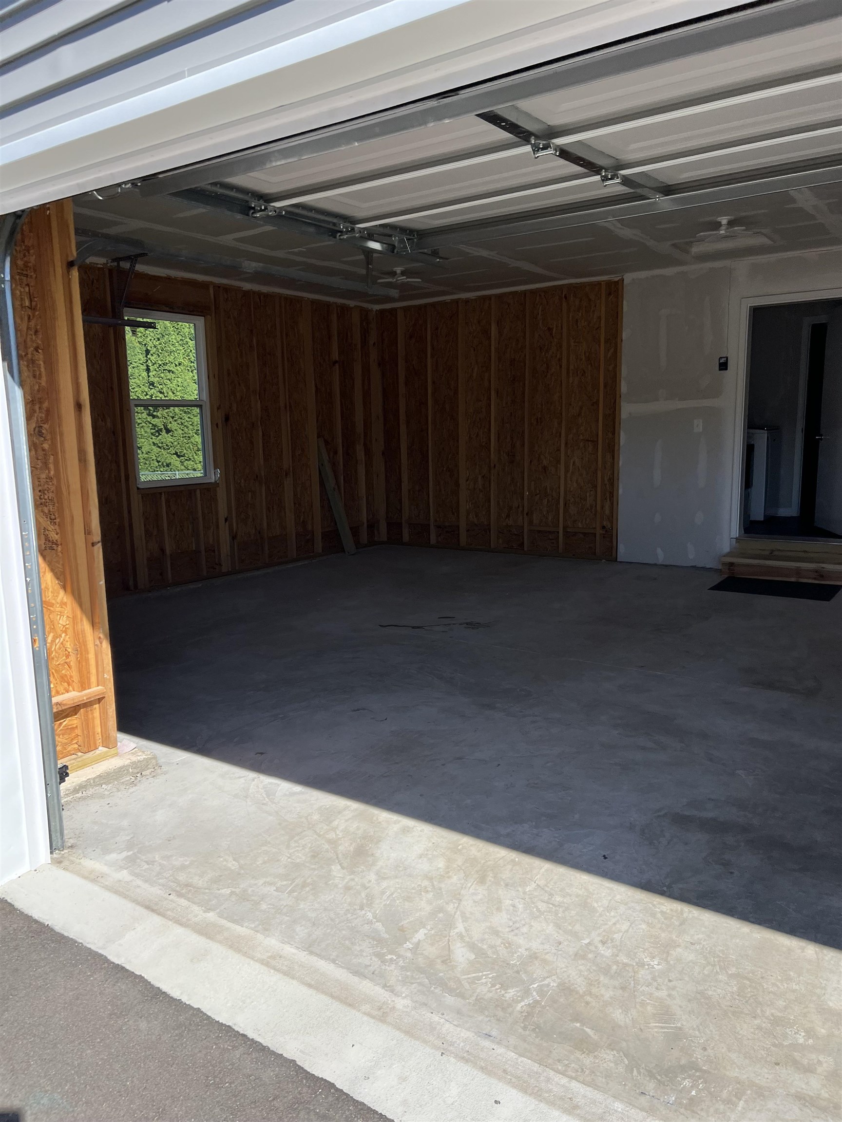 1615 Creston Park Drive