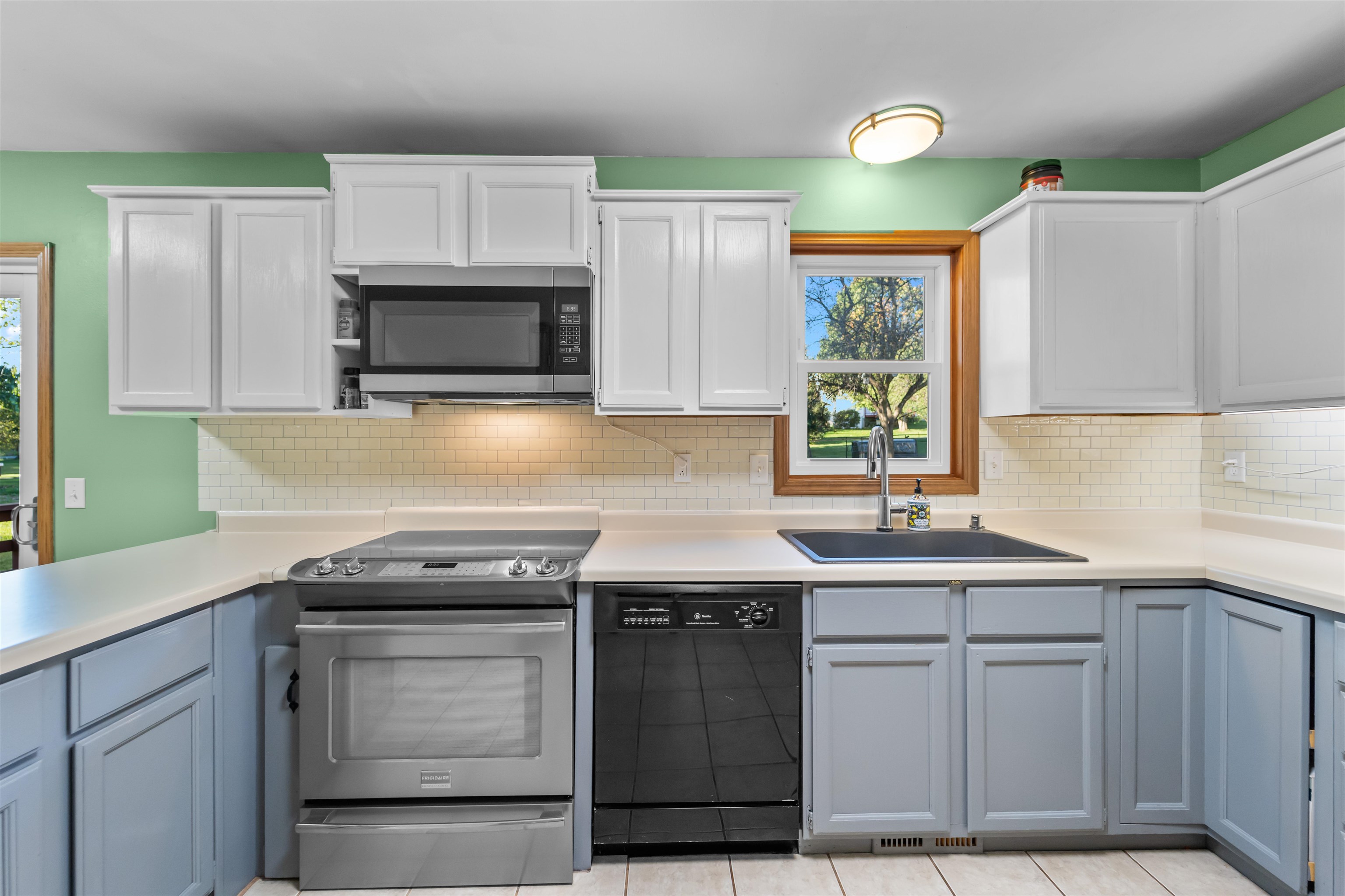 3130 Silverton Trail