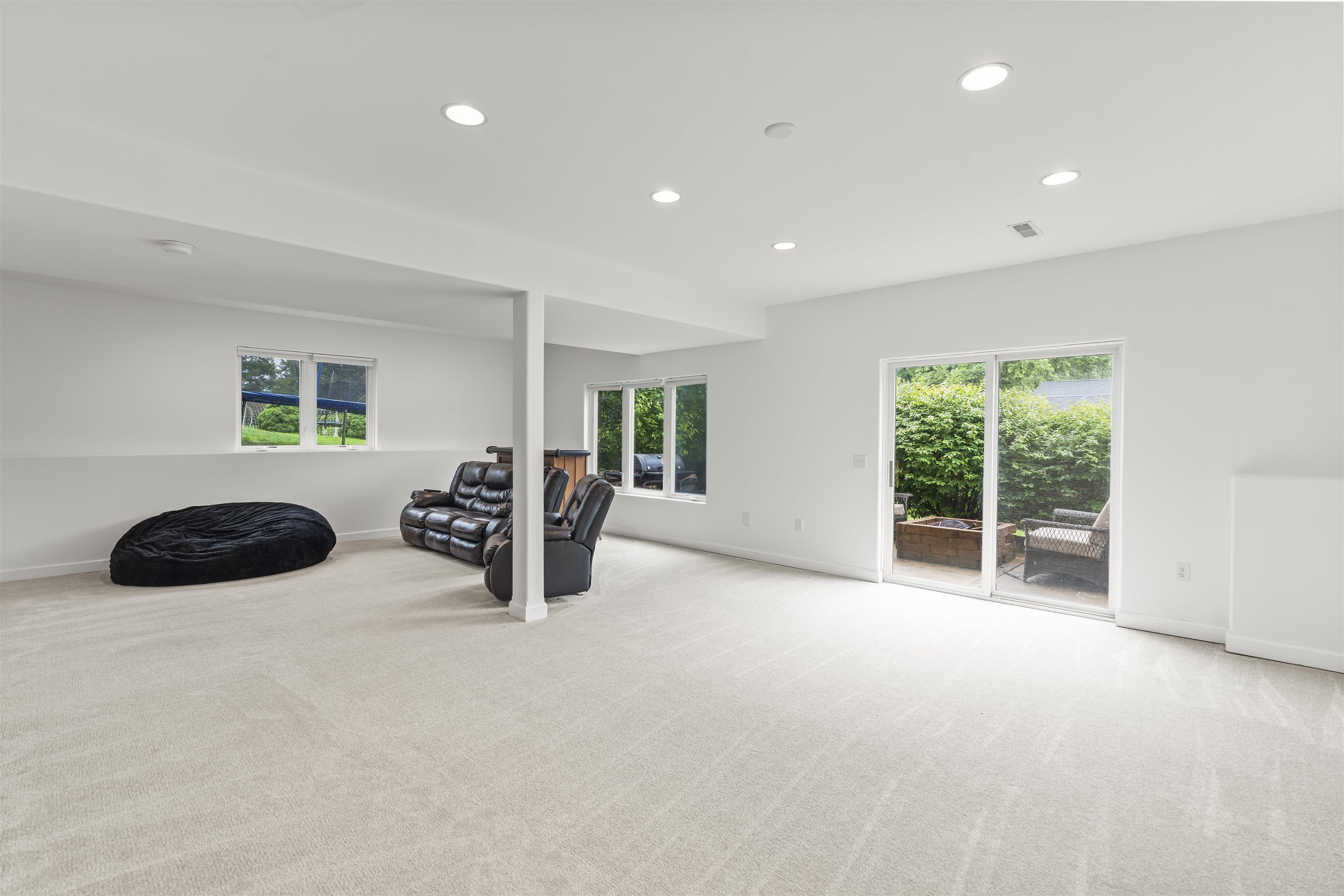 105 Agnes Court