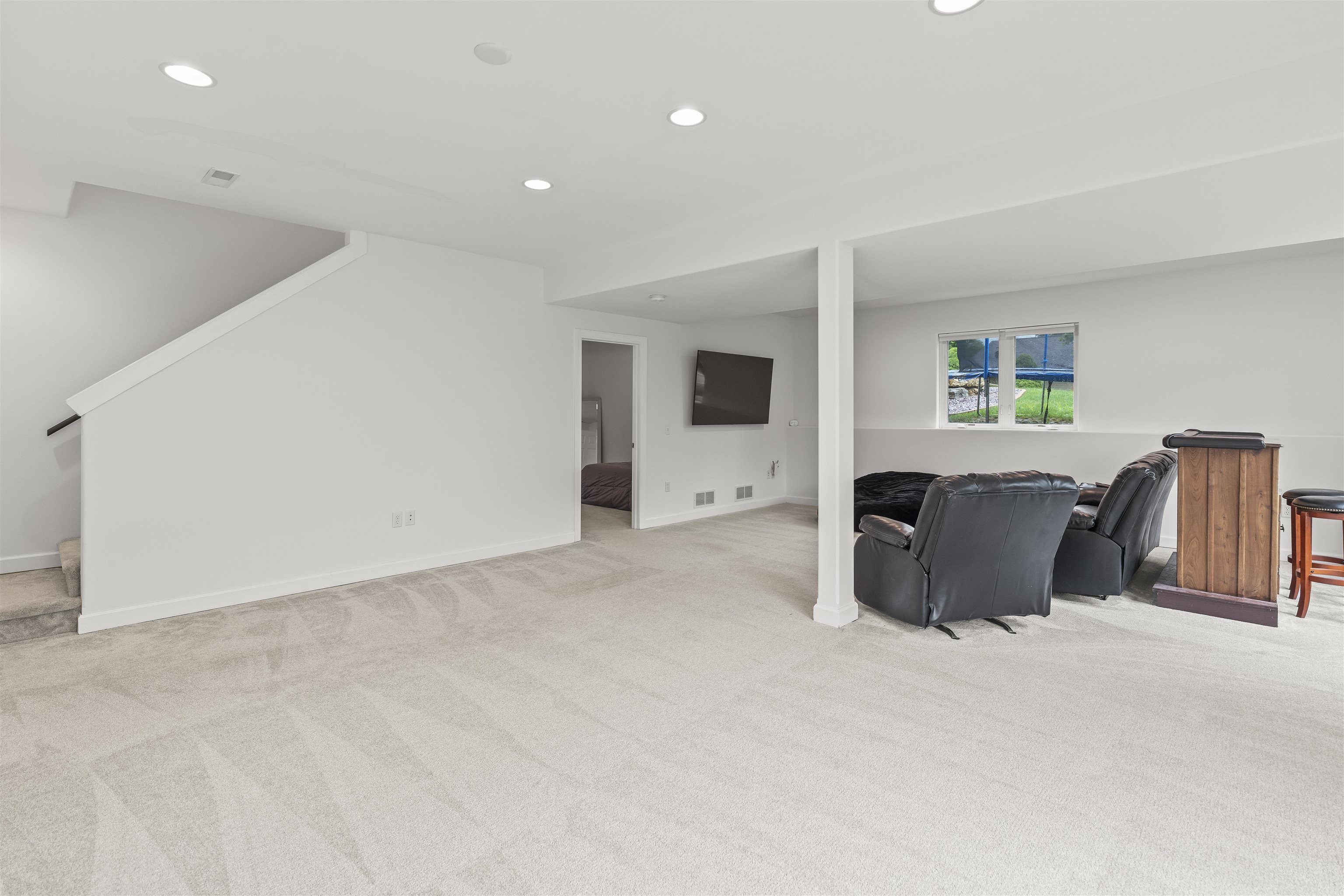 105 Agnes Court