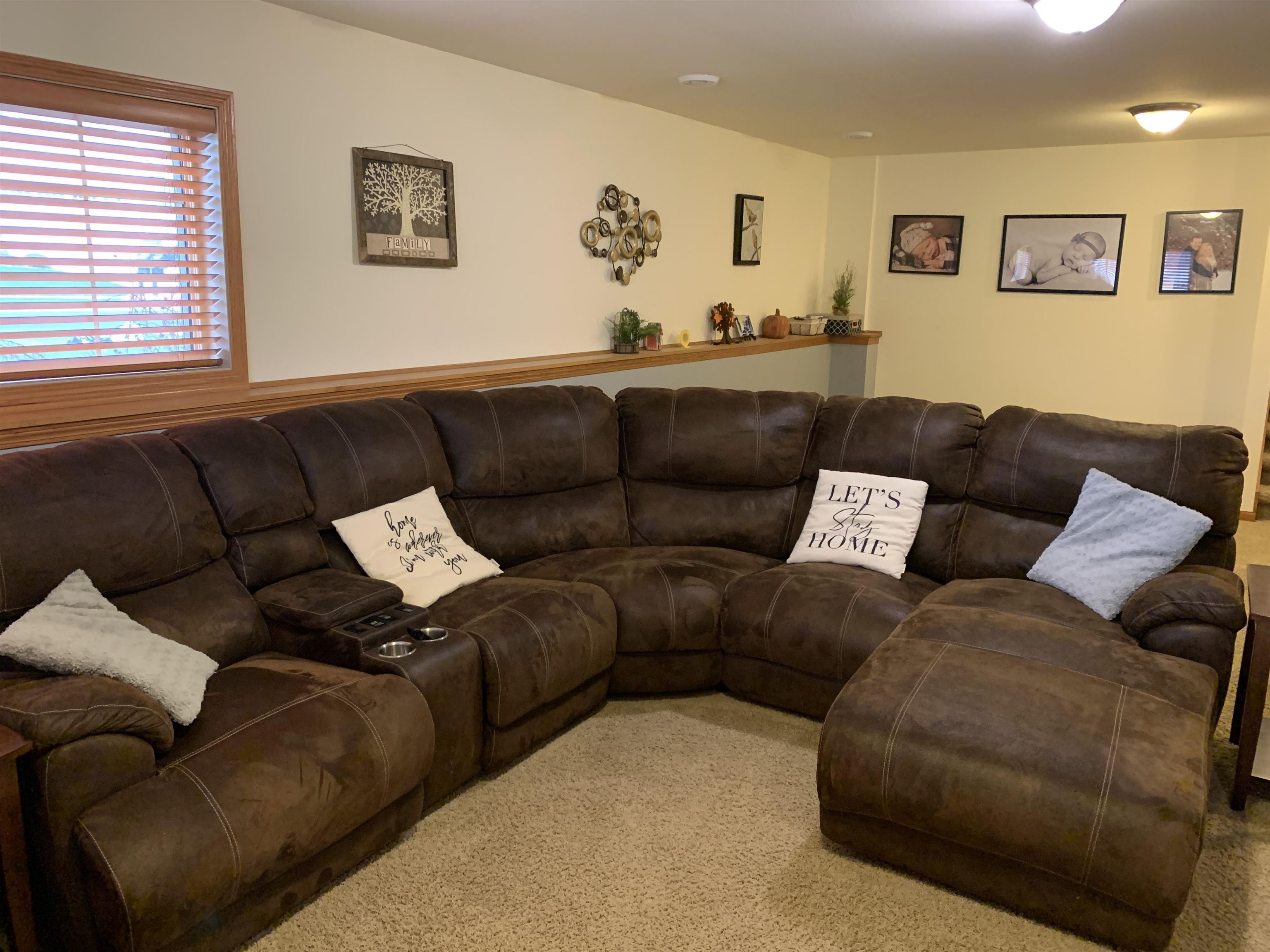 945 Star Gazer Drive