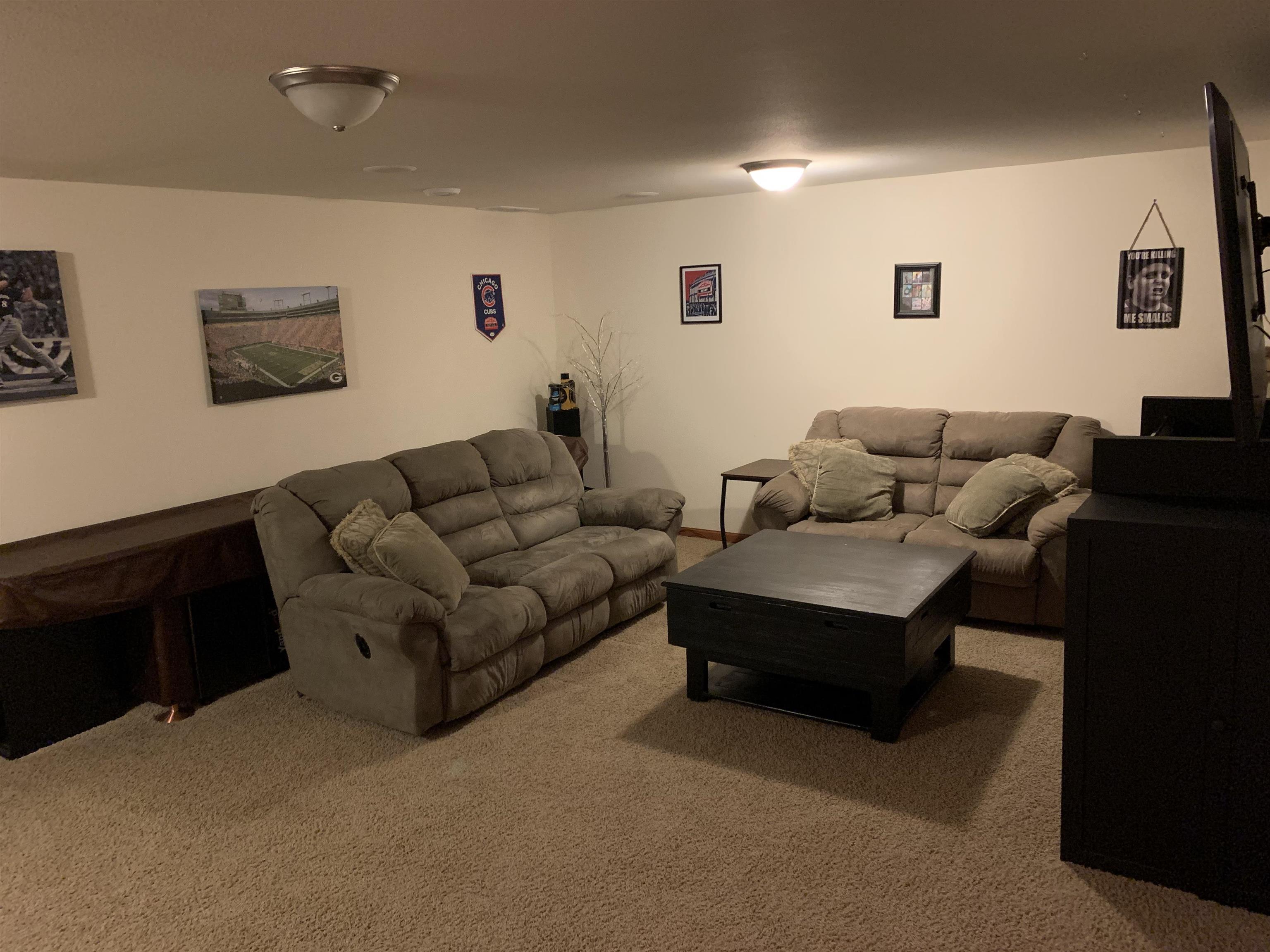 945 Star Gazer Drive