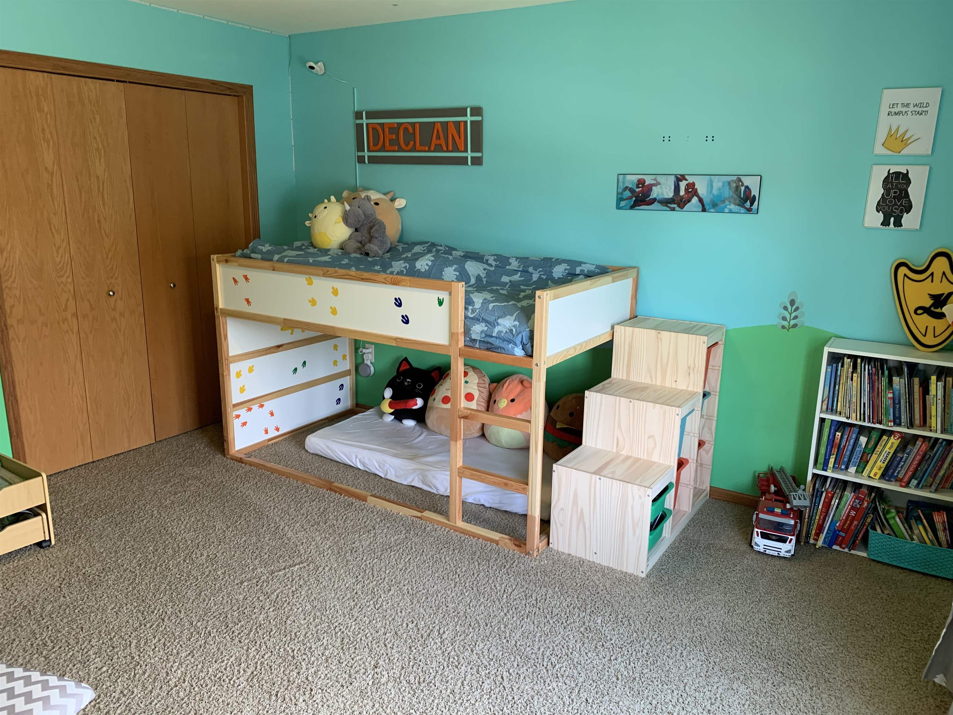 945 Star Gazer Drive