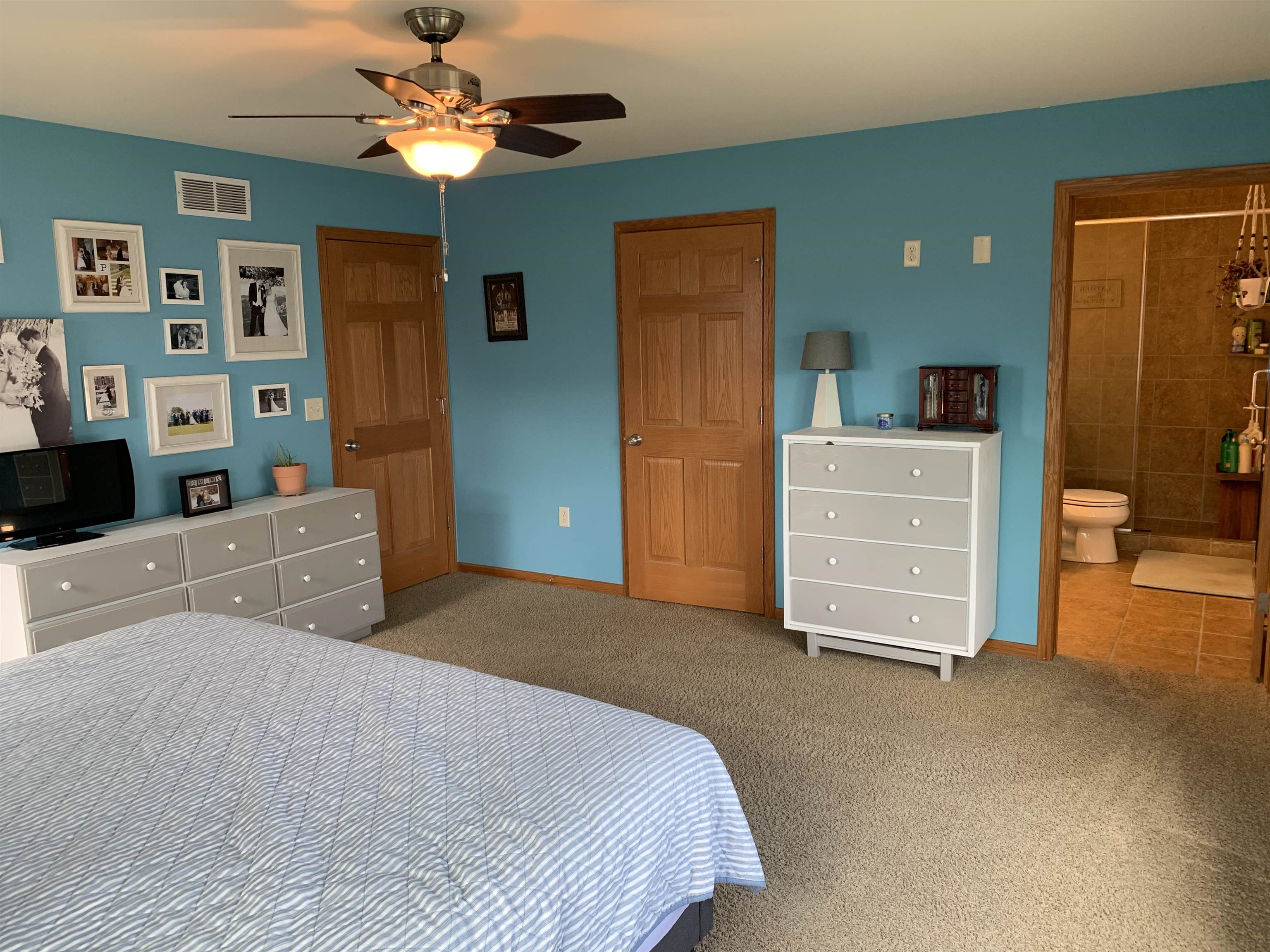 945 Star Gazer Drive