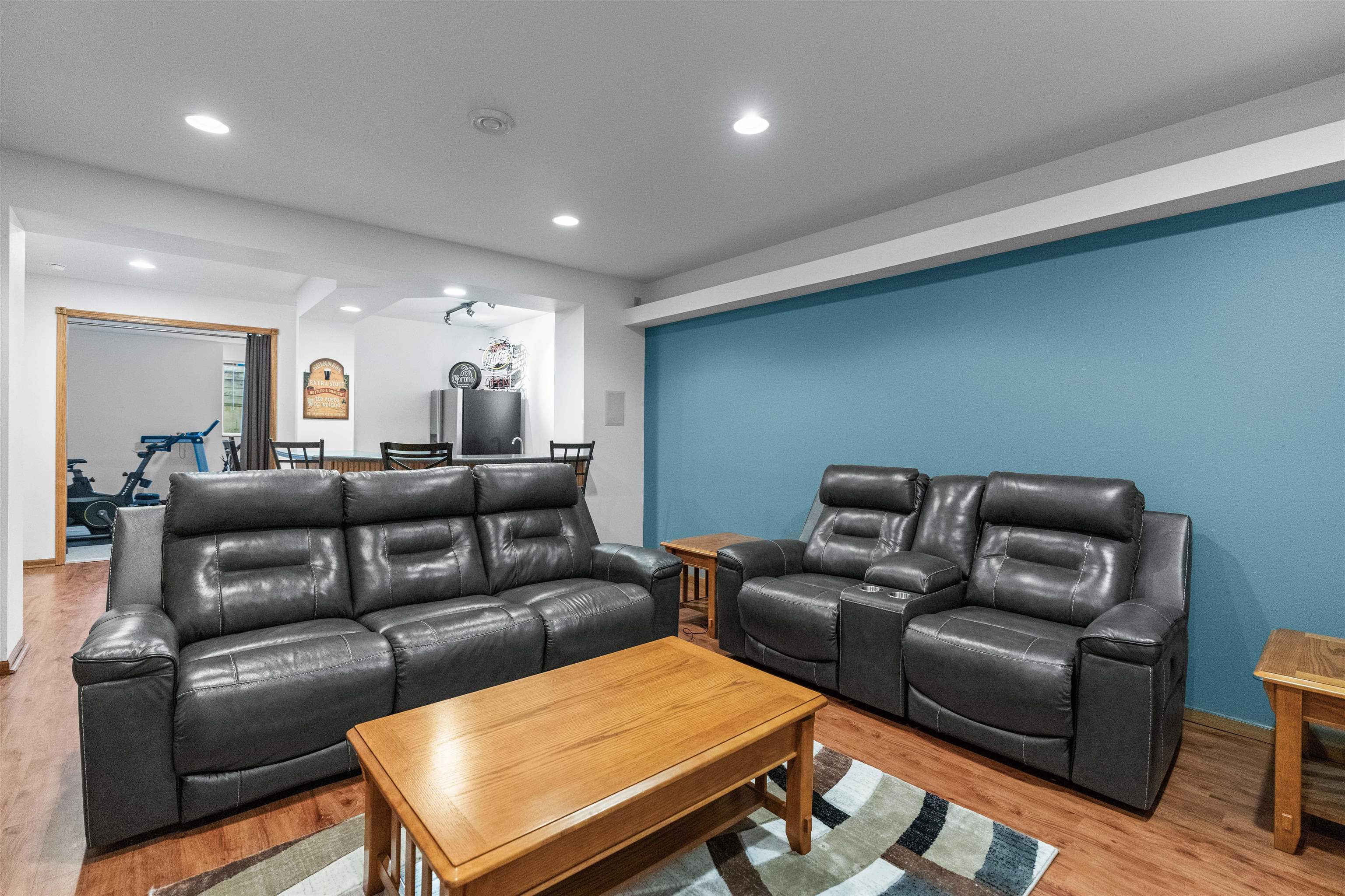 822 Woods Glen Court