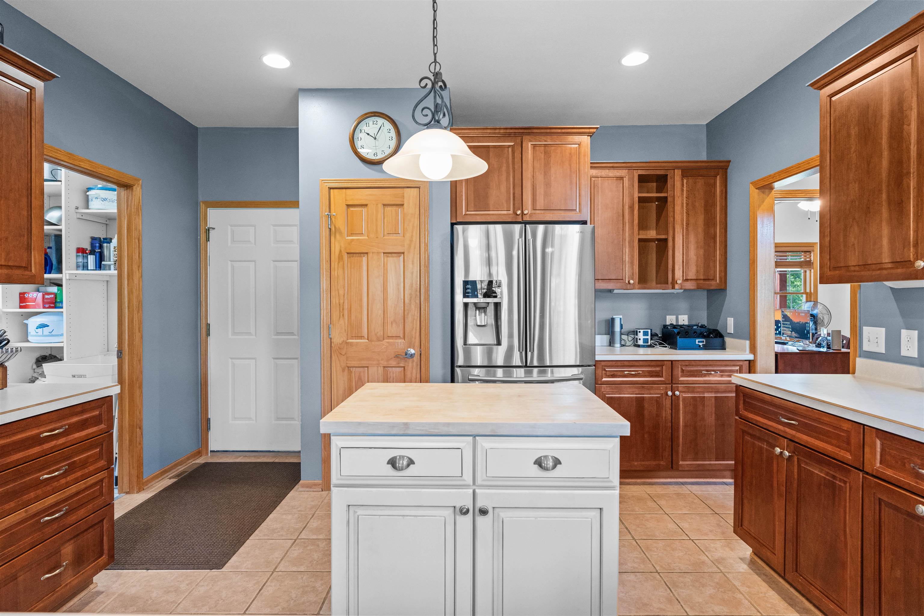 822 Woods Glen Court