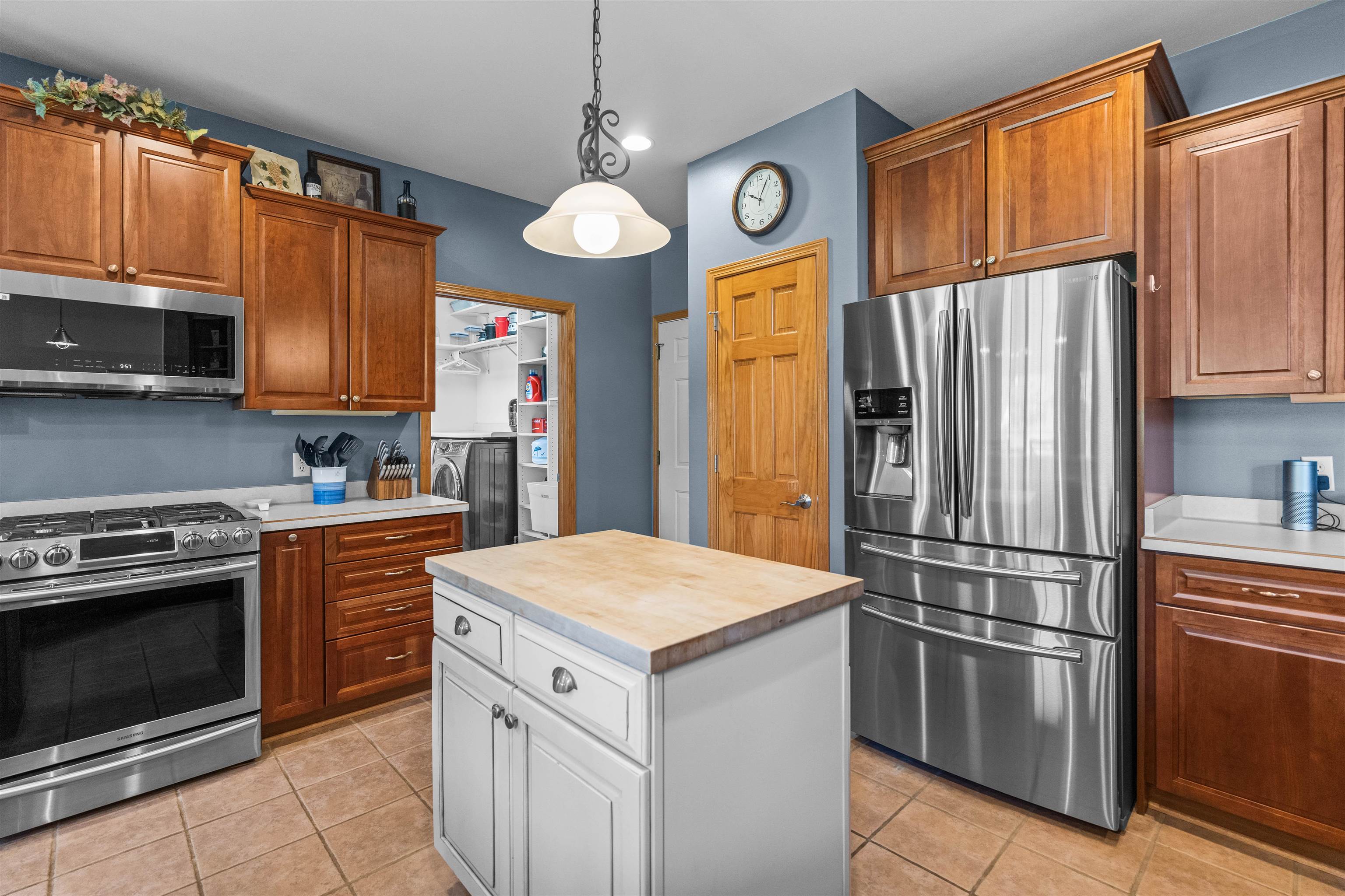 822 Woods Glen Court