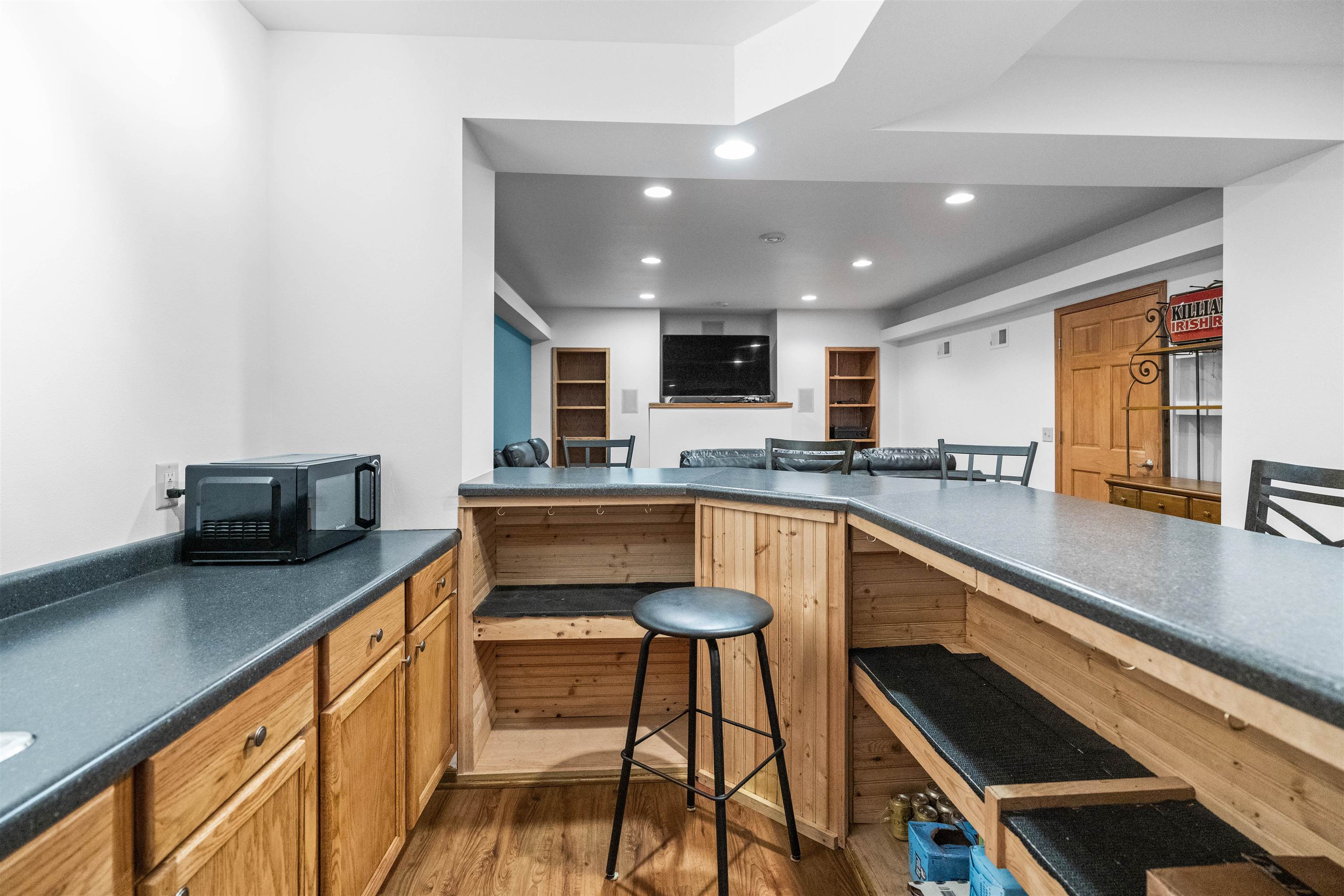 822 Woods Glen Court