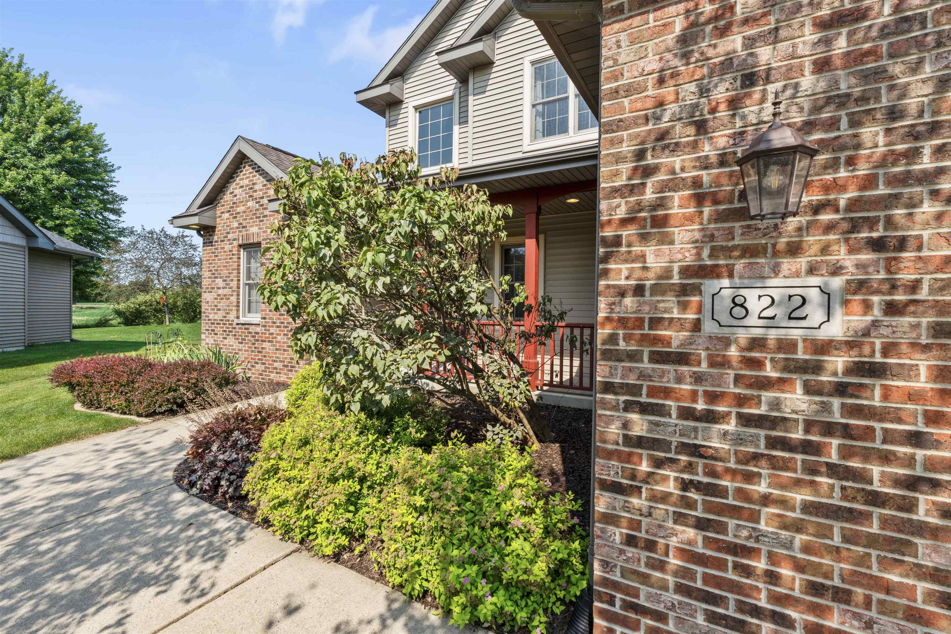 822 Woods Glen Court