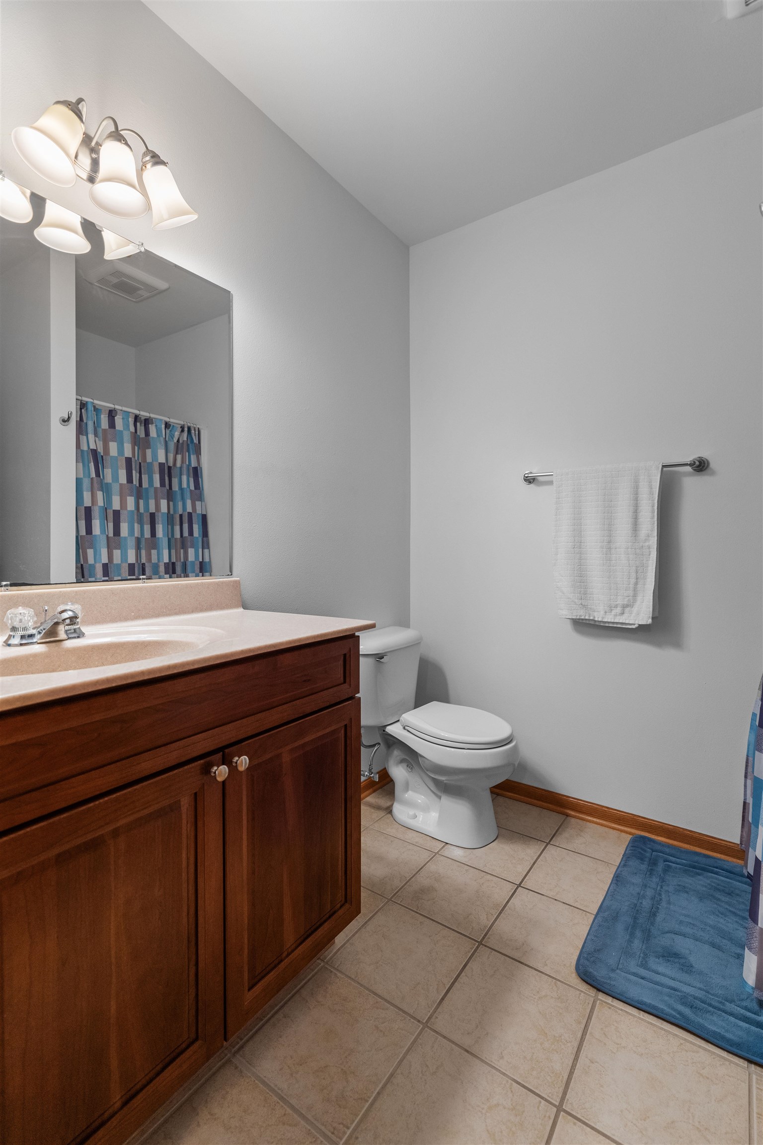 822 Woods Glen Court