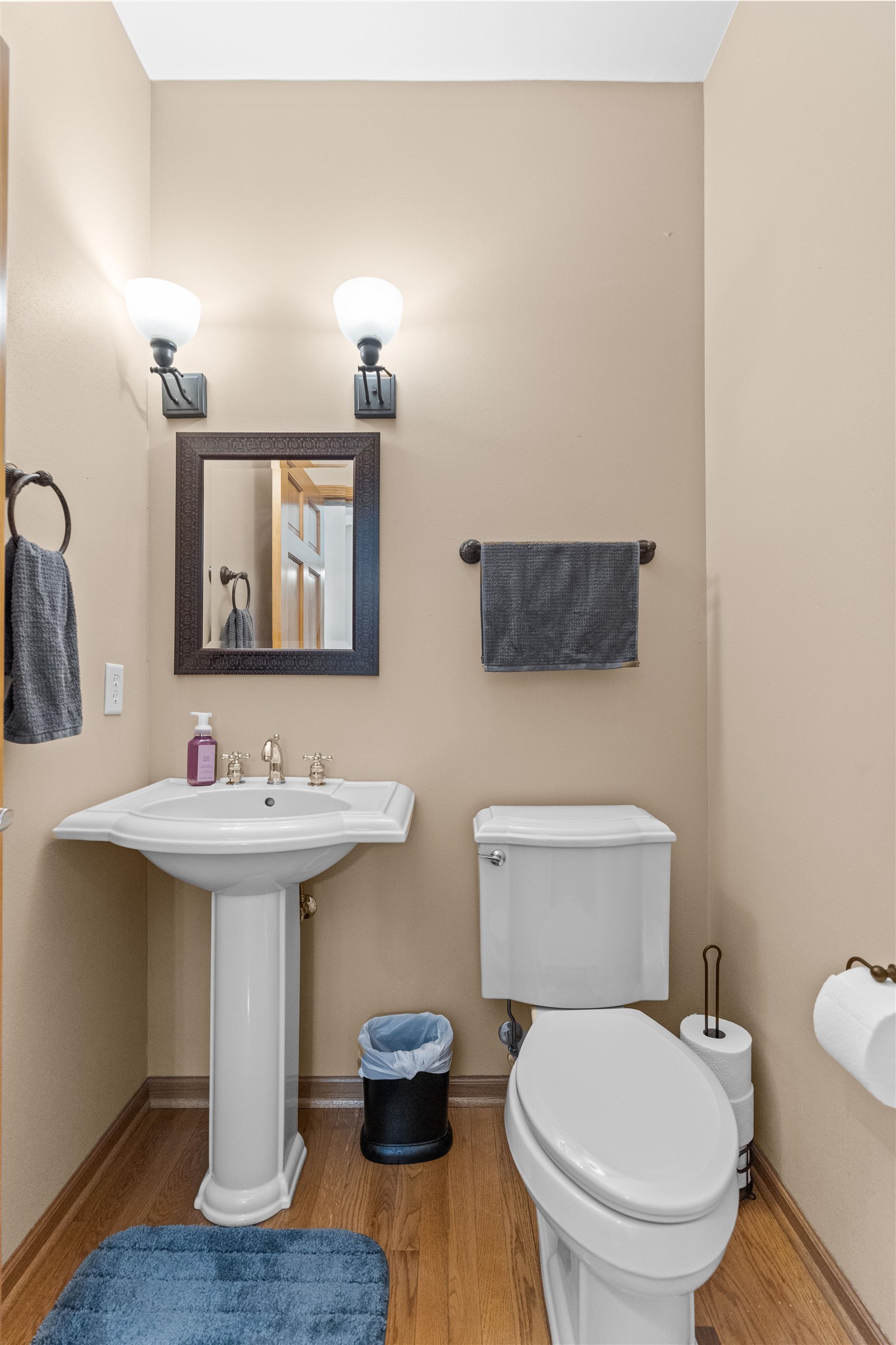 822 Woods Glen Court