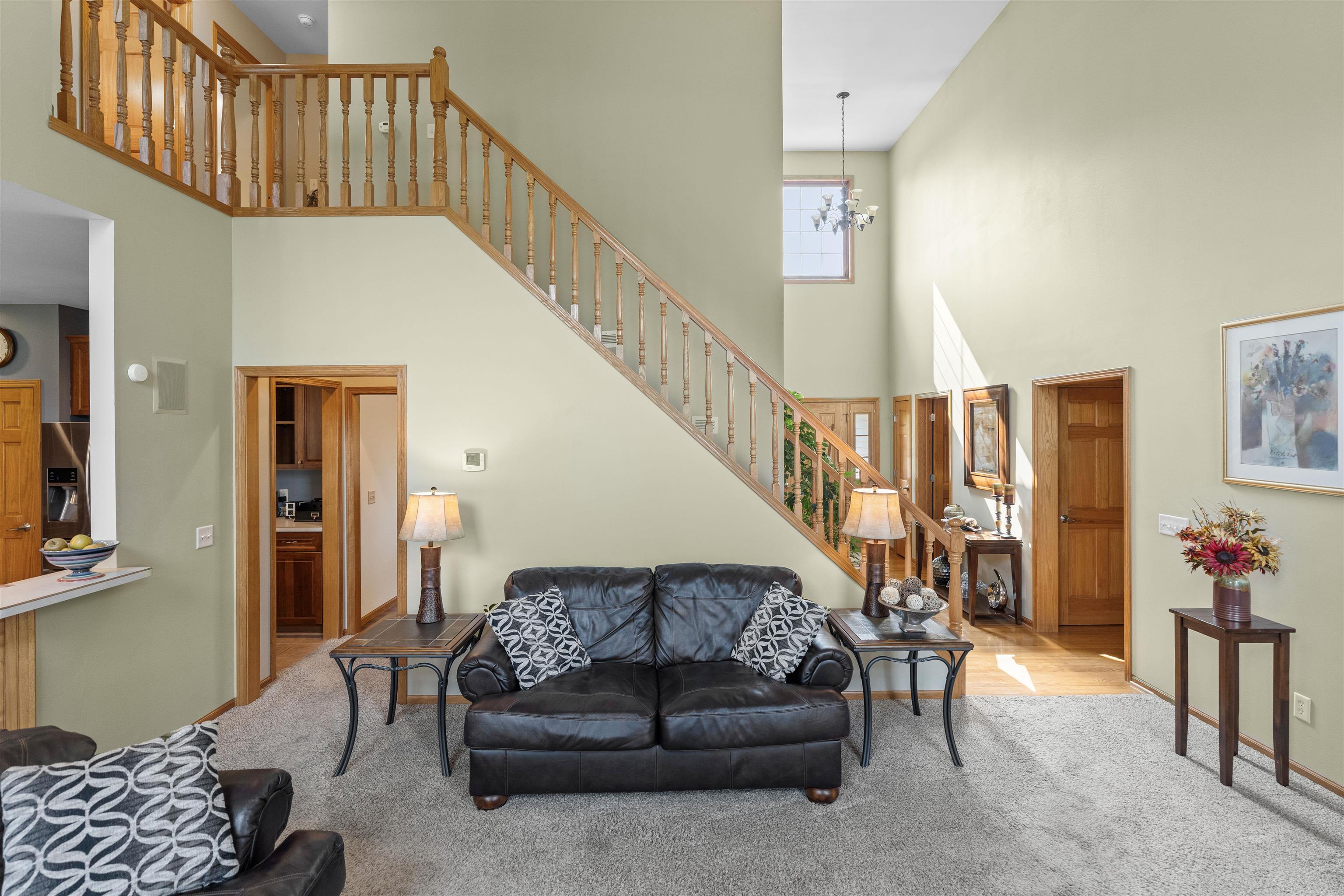 822 Woods Glen Court