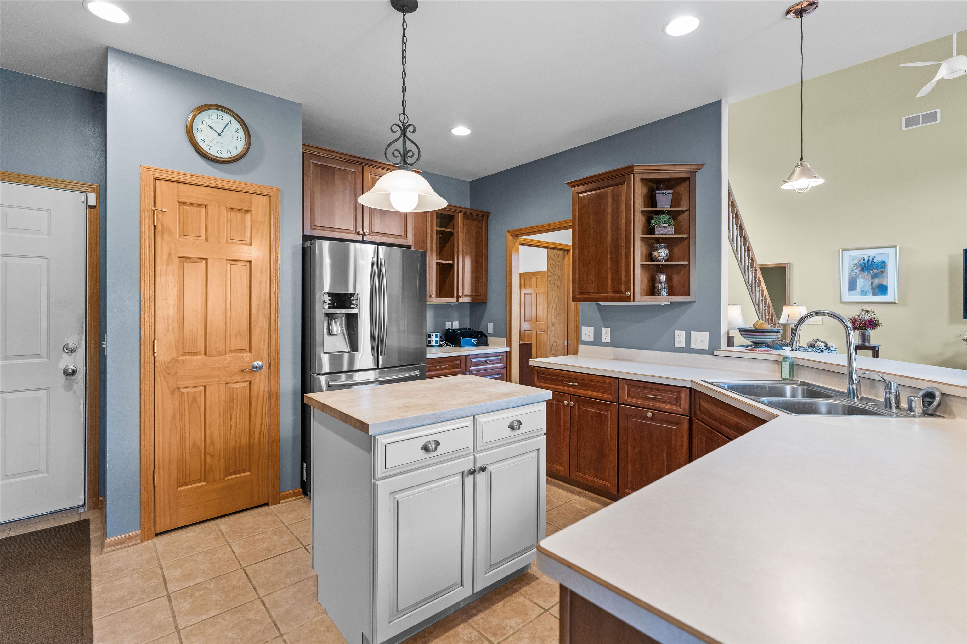 822 Woods Glen Court