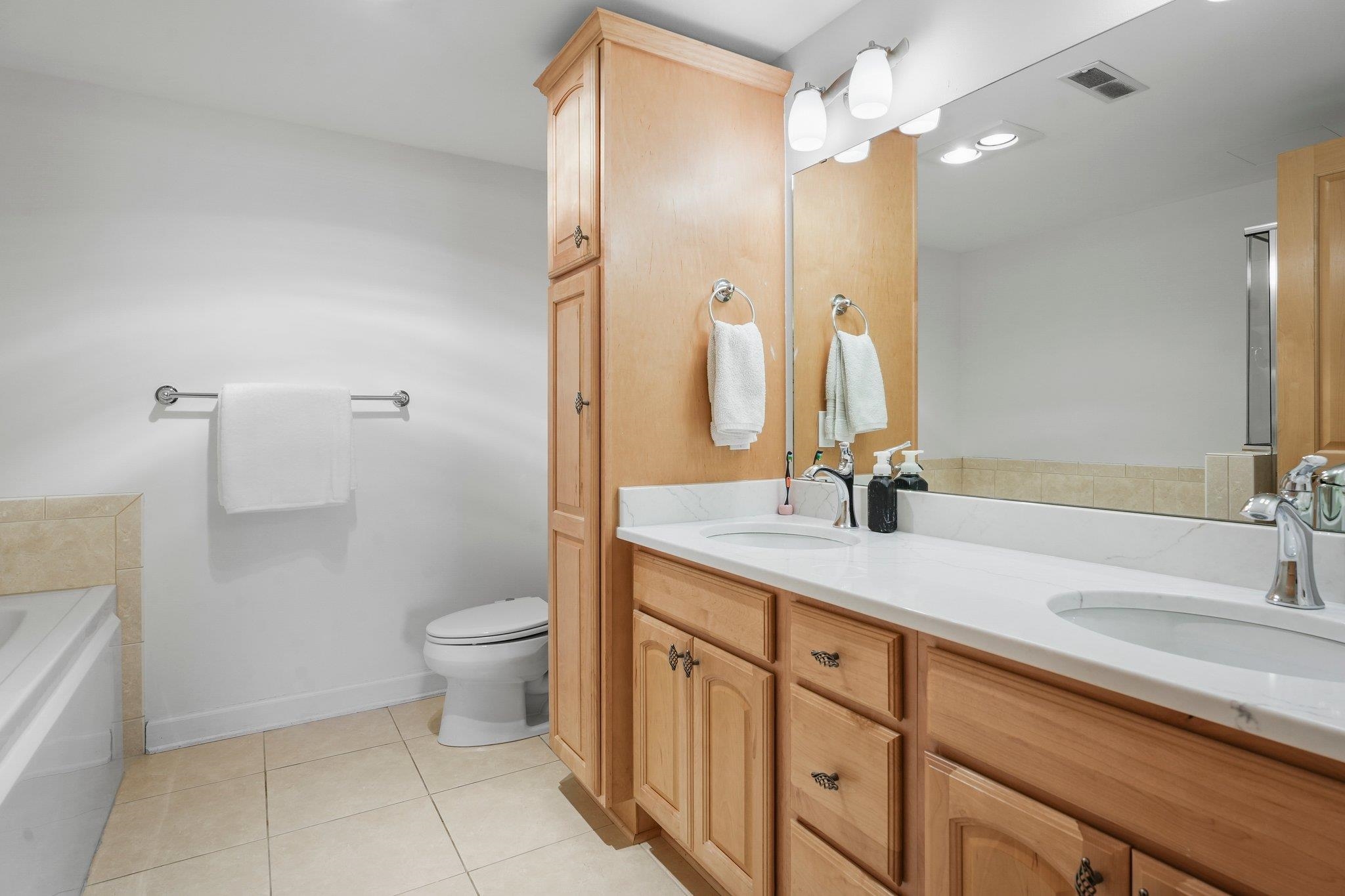 123 W Washington Avenue Unit: 507