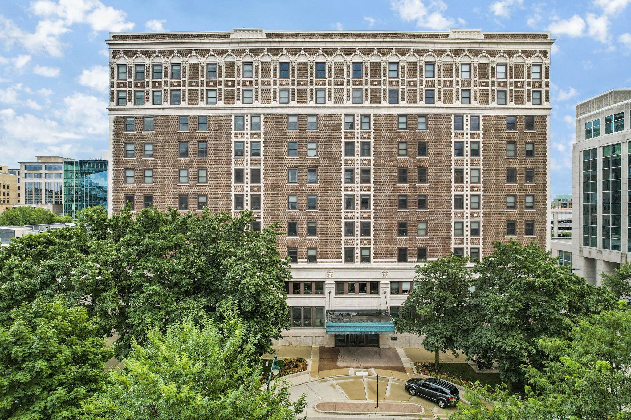 123 W Washington Avenue Unit: 507