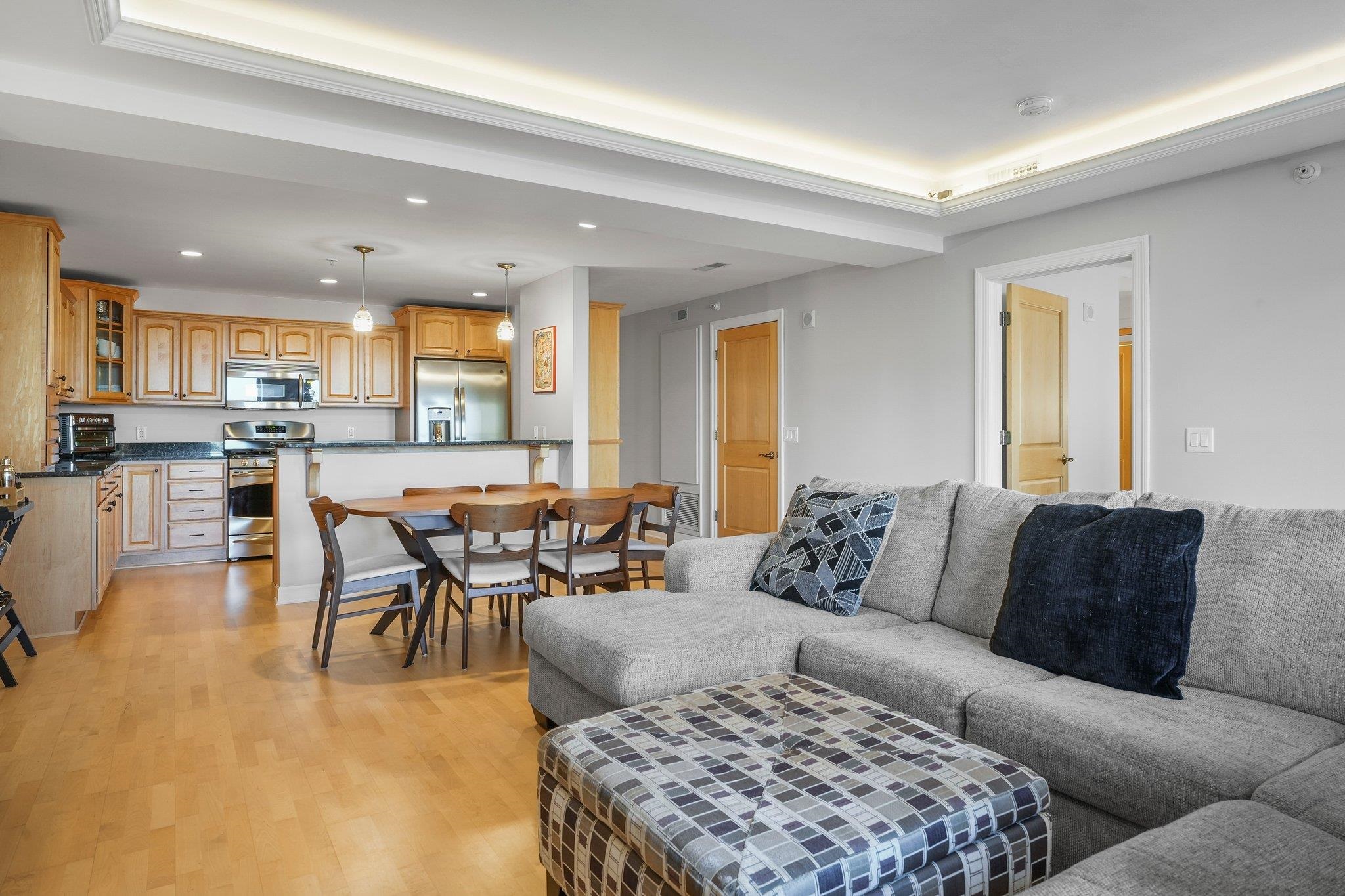123 W Washington Avenue Unit: 507